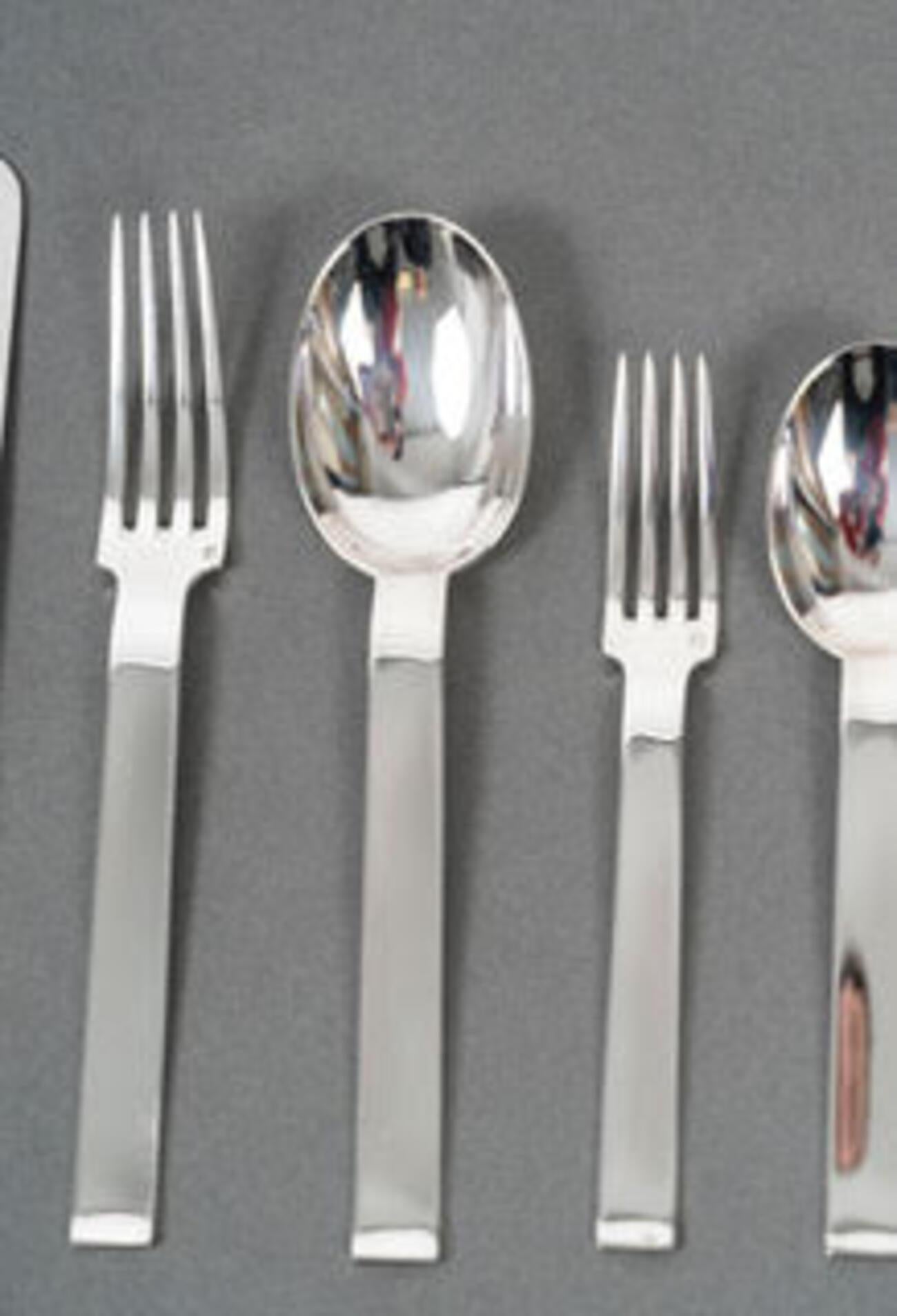 BEAUBOURG” solid silver HOUSEHOLD 168 p In Good Condition In SAINT-OUEN-SUR-SEINE, FR
