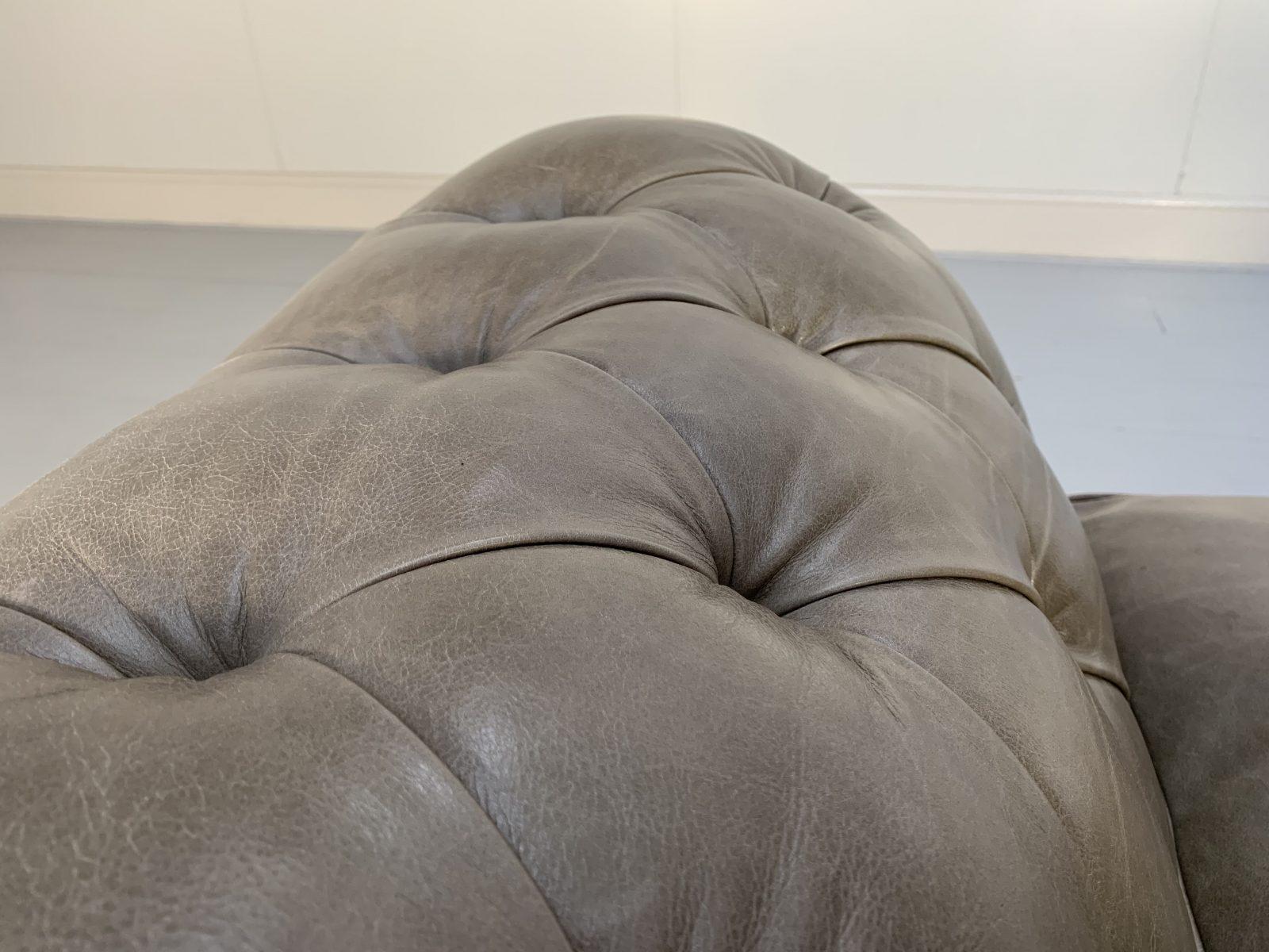 Beaumont & Fletcher „Grenville“ 2-Sitz Chesterfield-Sofa aus grauem Leder in „Siena“ von Beaumont & Fletcher im Angebot 6