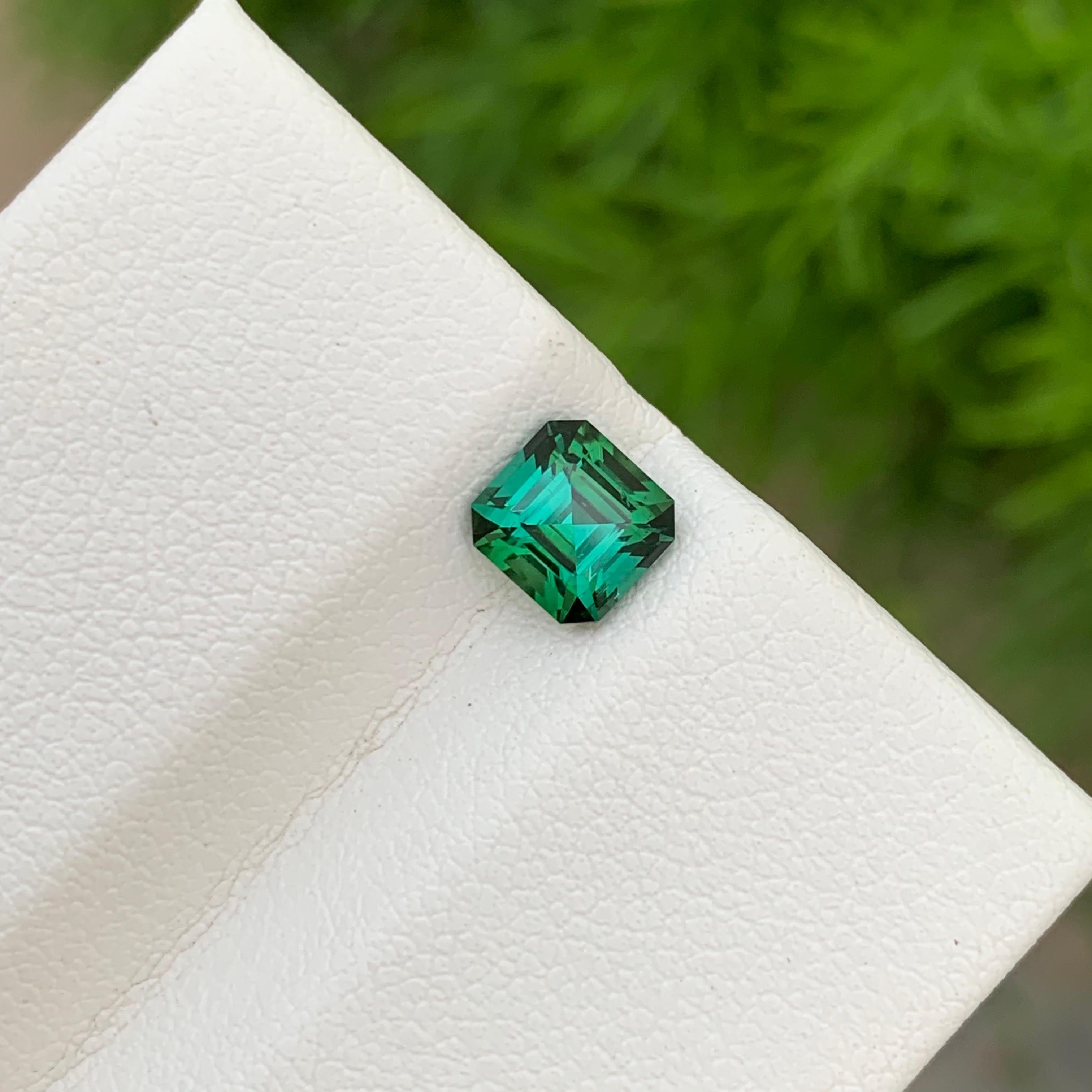 Beauteous 1.10 Carats Loose Blueish Green Tourmaline Asscher Cut Ring Gemstone  For Sale 2