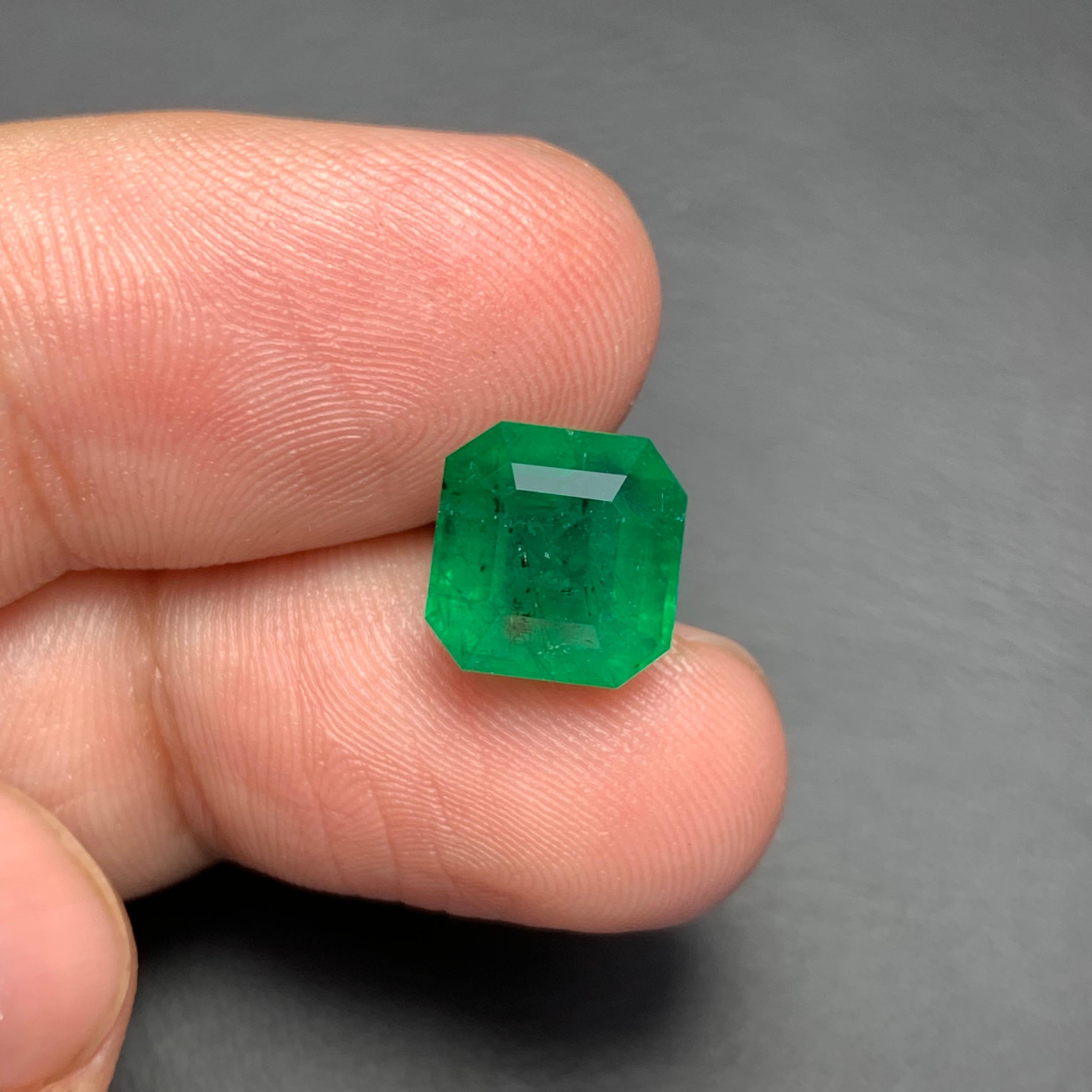 Magnifique bague 4.10 Carats Naturelle Emeraude verte en vrac Zambia Mine Bijoux en vente 6