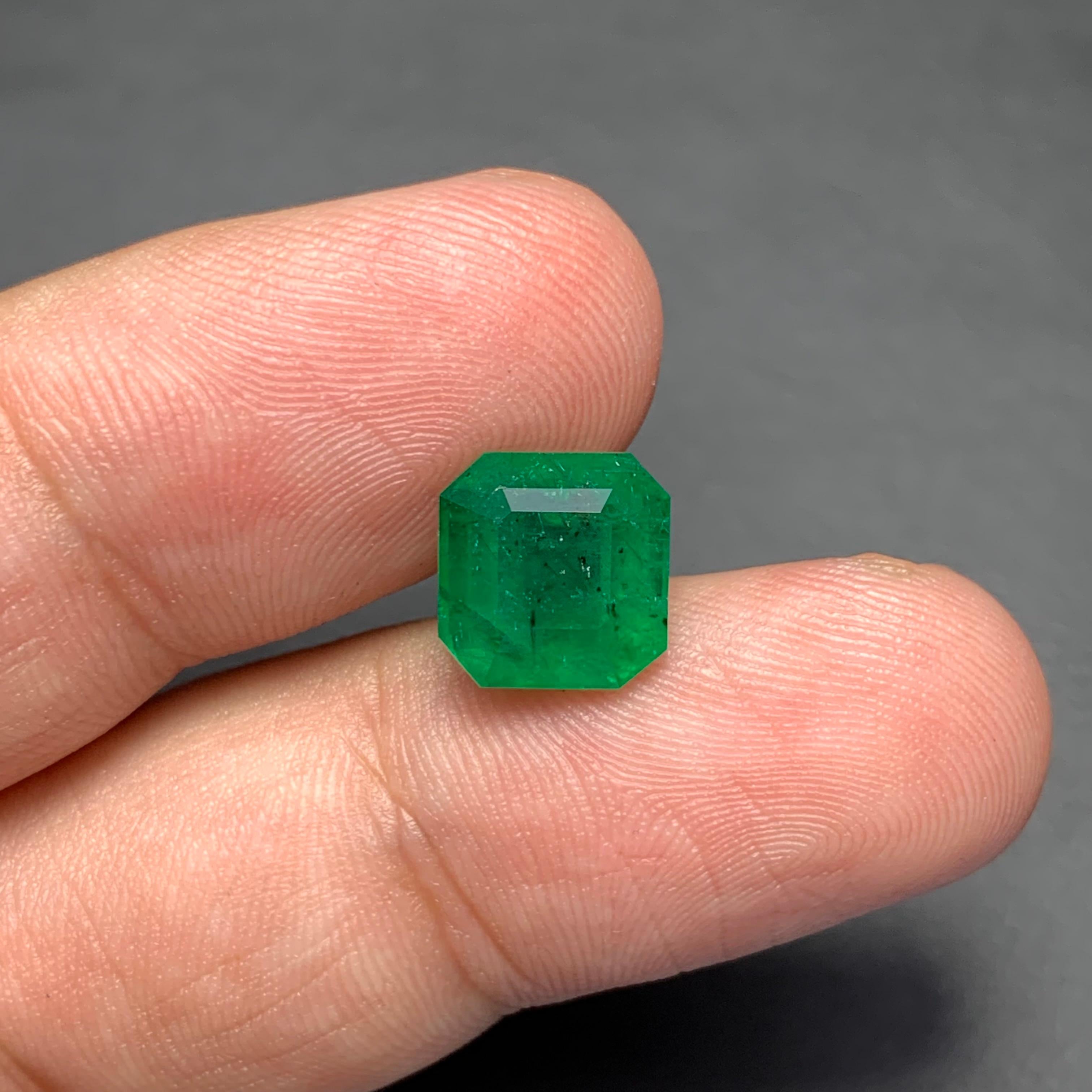 Beauteous 4.10 Carats Natural Green Loose Emerald Zambia Mine Ring Jewellery  For Sale 1