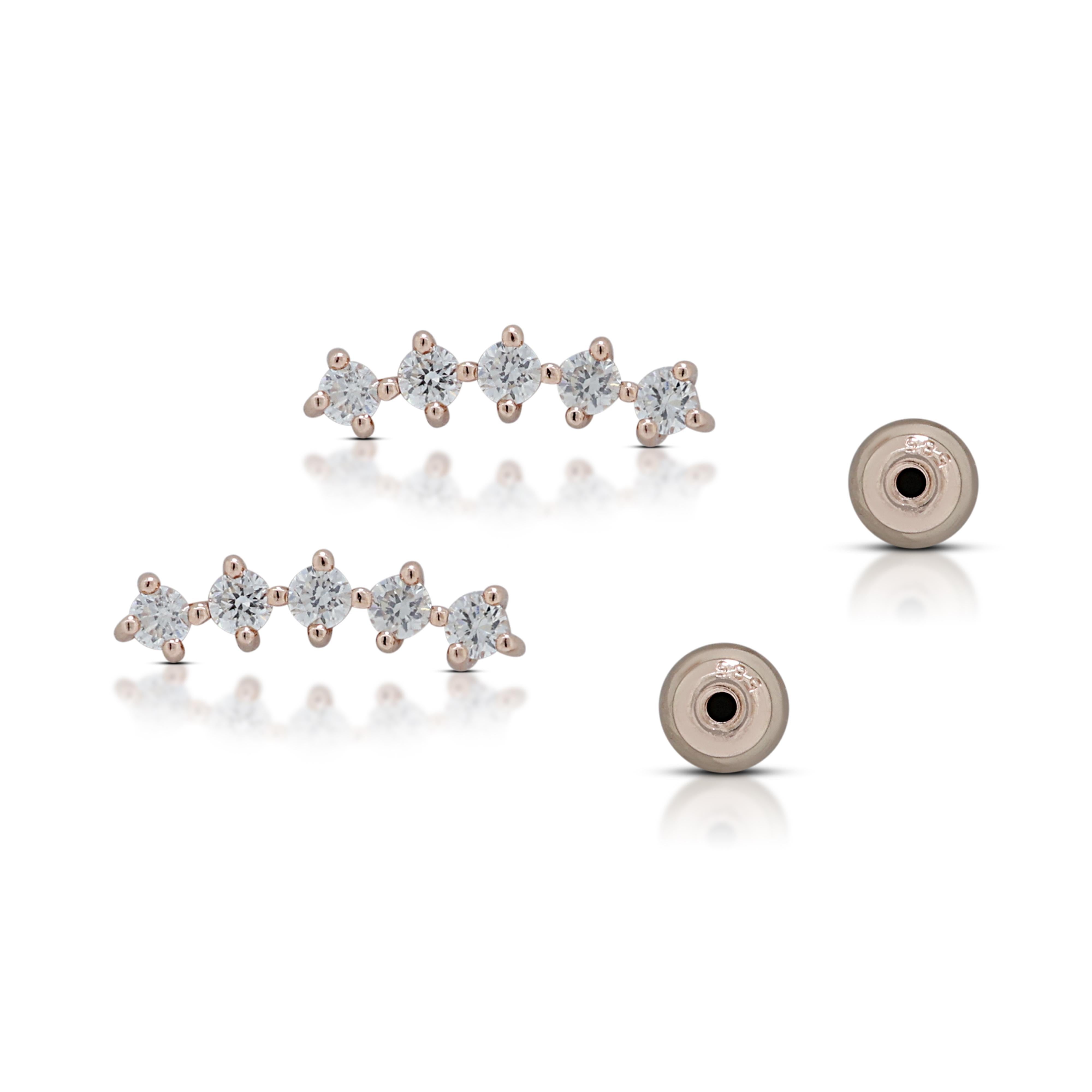 Beautiful 0.10ct Diamonds Stud Earrings in 18K Rose Gold For Sale 2