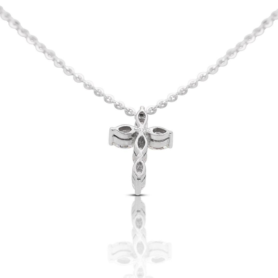 Magnifique pendentif croix en or blanc 18 carats avec diamant 0,35 carat, chaîne non incluse en vente 1