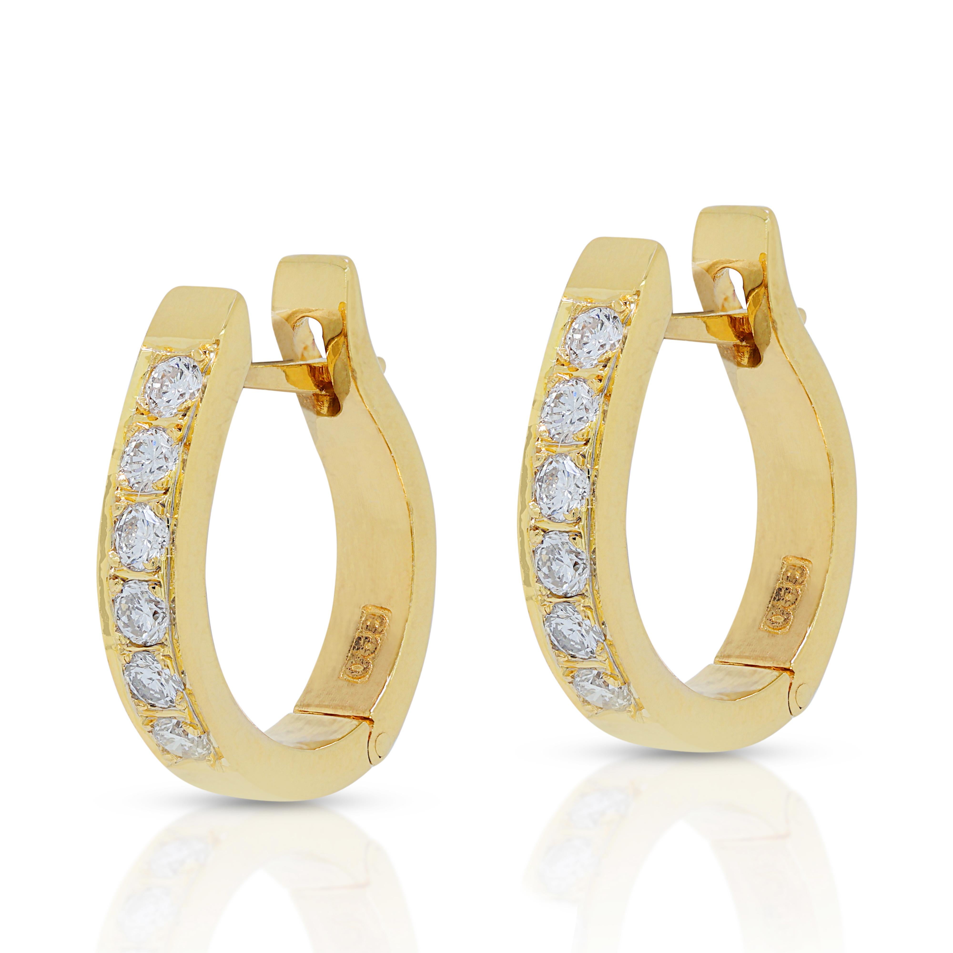 Beautiful 0.36ct Diamonds Hoop Earrings in 18K Yellow Gold In Excellent Condition For Sale In רמת גן, IL