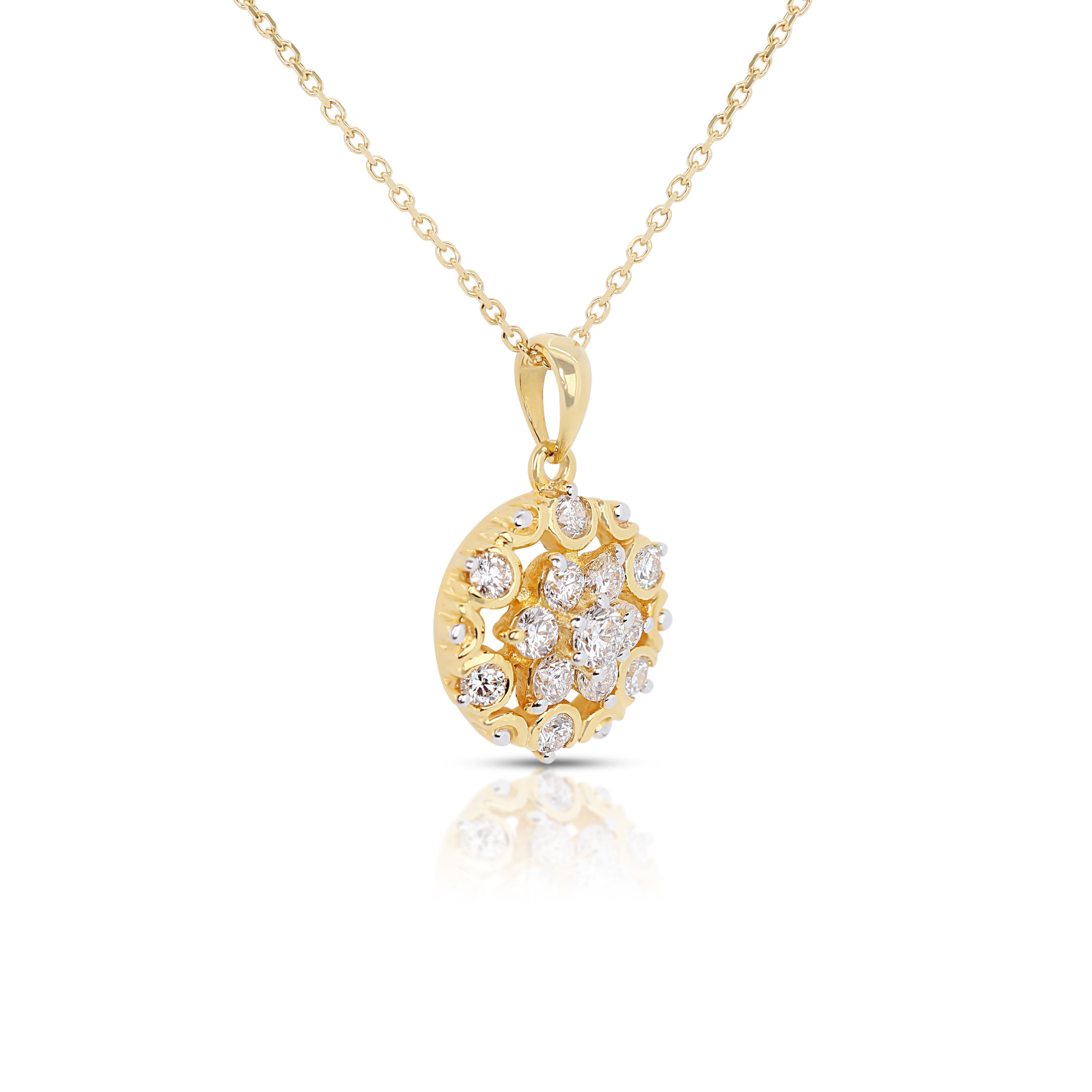 Taille ronde Magnifique pendentif en or jaune 18 carats avec diamants de 0,40 carat (chaîne incluse) en vente