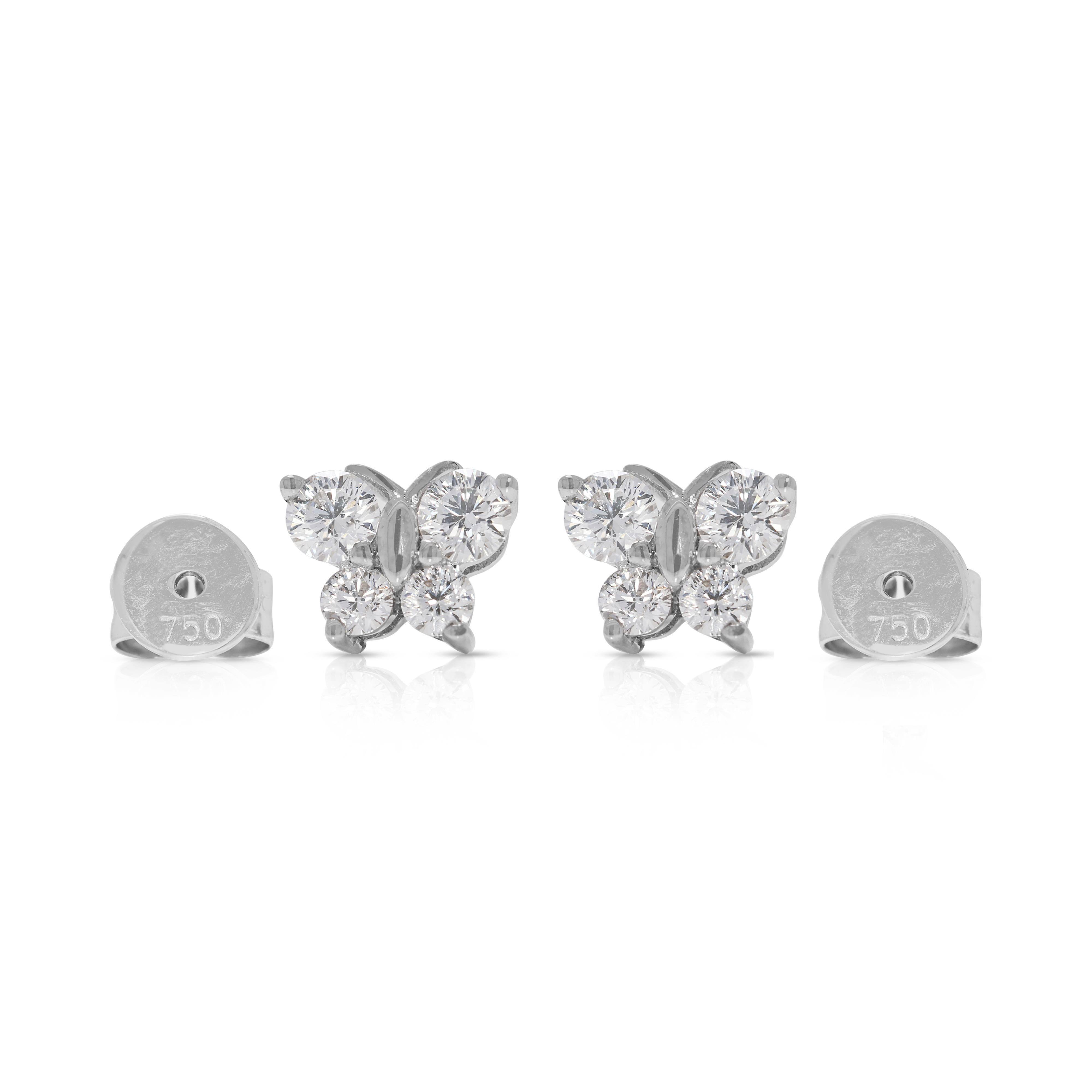 Beautiful 0.60ct Natural Diamonds Stud Earrings in 18K White Gold For Sale 2