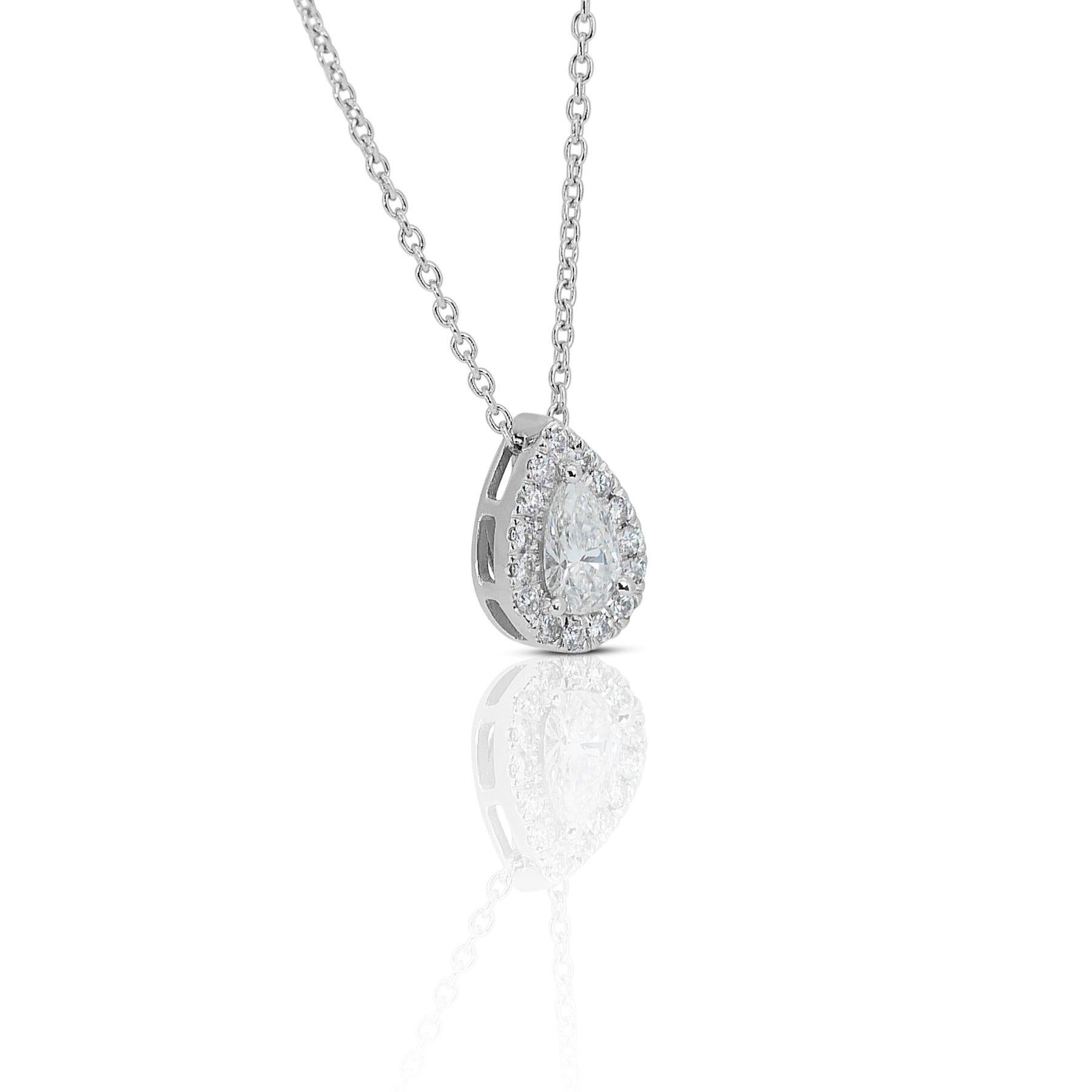 Magnifique collier halo en or blanc 18 carats avec diamant poire de 0,71 ct - certifié GIA en vente 3
