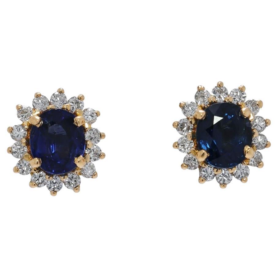 Beautiful 0.84ct Sapphire & Natural Diamond 18K Yellow Gold Stud Earrings