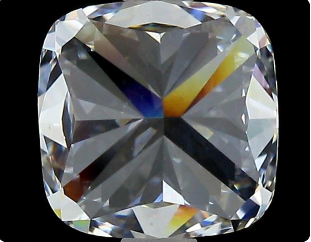 Precioso Diamante Natural de 1,81 ct - Certificado GIA en venta 5