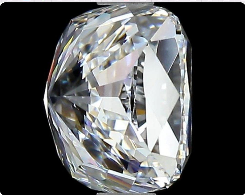 Beautiful 1 pc Natural Diamond with 1.81 ct - GIA Certificate For Sale 3