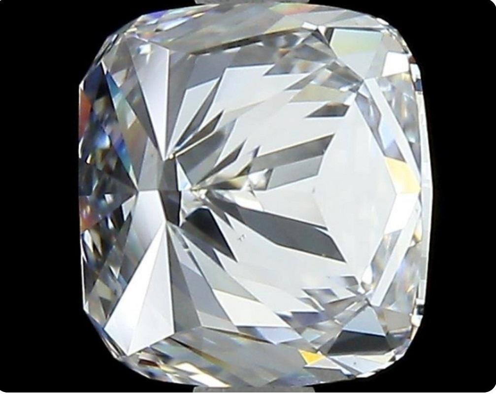 Precioso Diamante Natural de 1,81 ct - Certificado GIA en venta 4