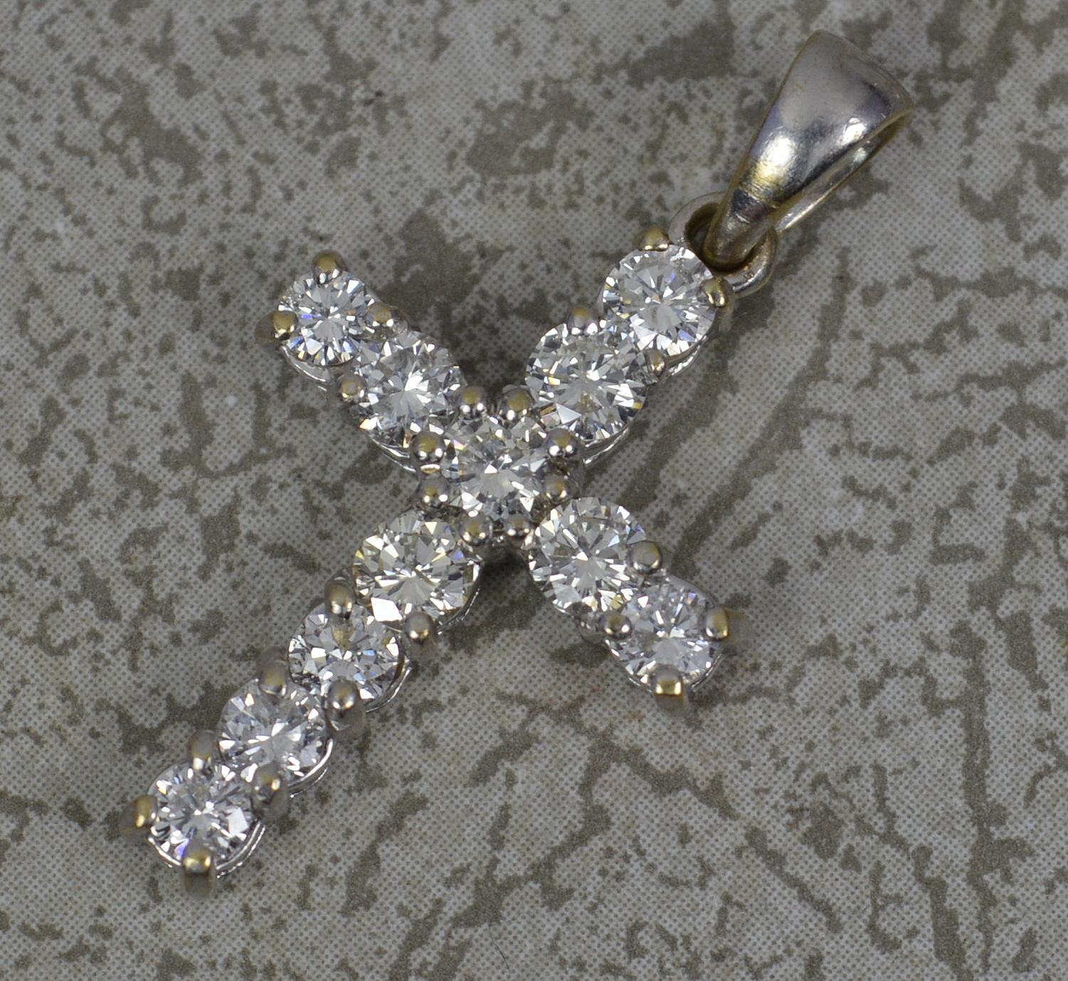 Beautiful 1.00 Carat Diamond and 18 Carat White Gold Cross Pendant For Sale 1