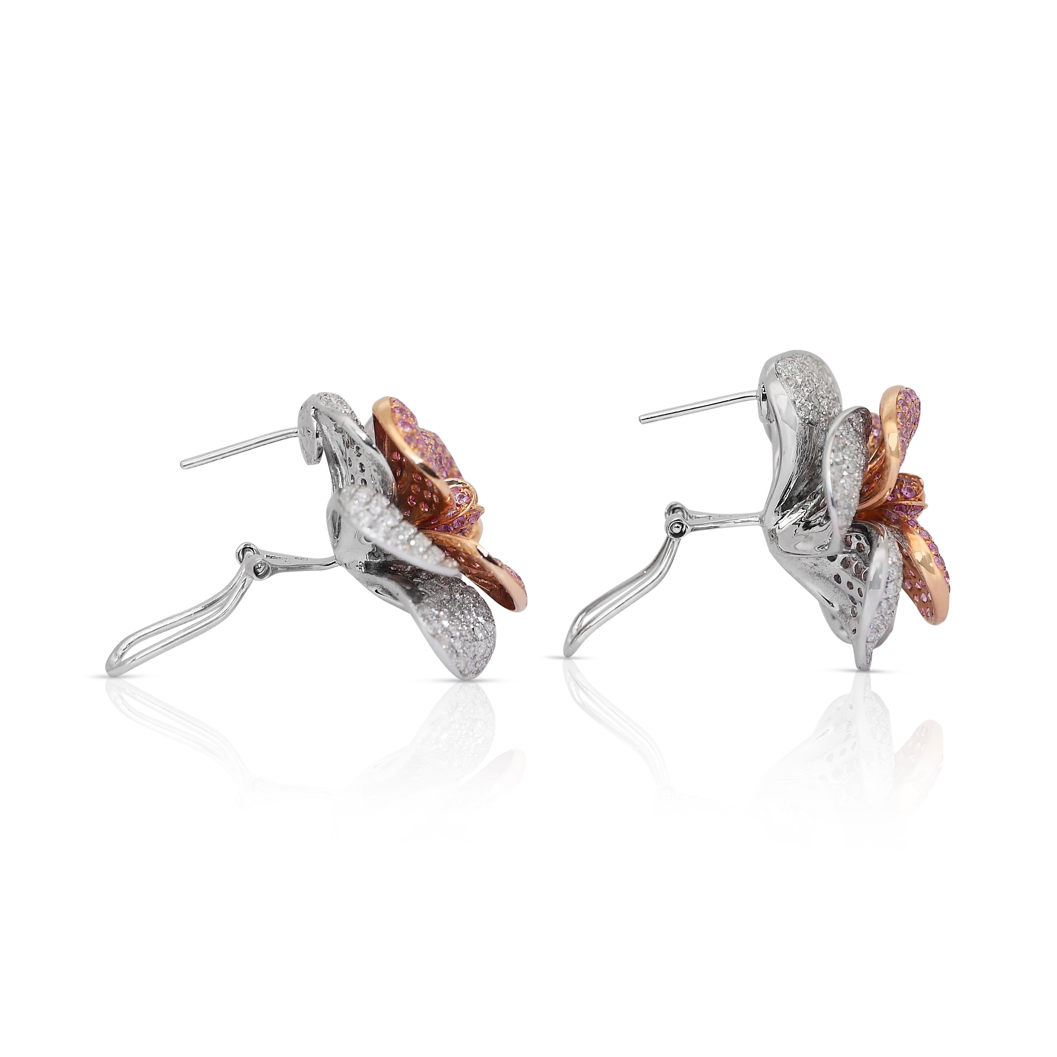 Magnifiques boucles d'oreilles en forme de fleur en saphirs et diamants de 10,23 carats en vente 1