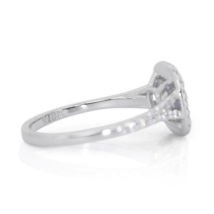Beautiful 1.03ct Square Cushion Brilliant Diamond Ring in 18K White Gold For Sale 1