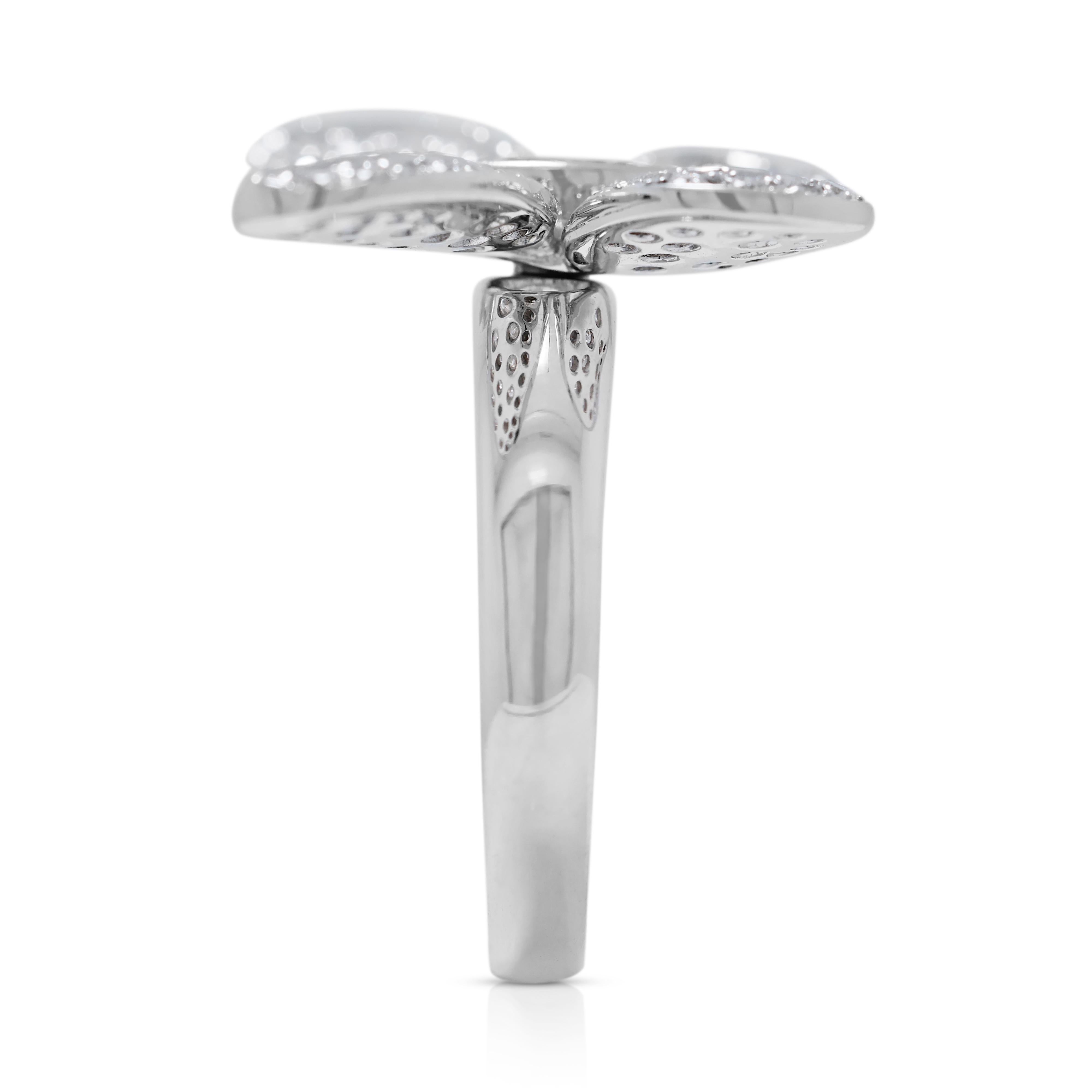 Women's Beautiful 1.05ct Butterfly Design Diamond Ring in 18K White Gold For Sale