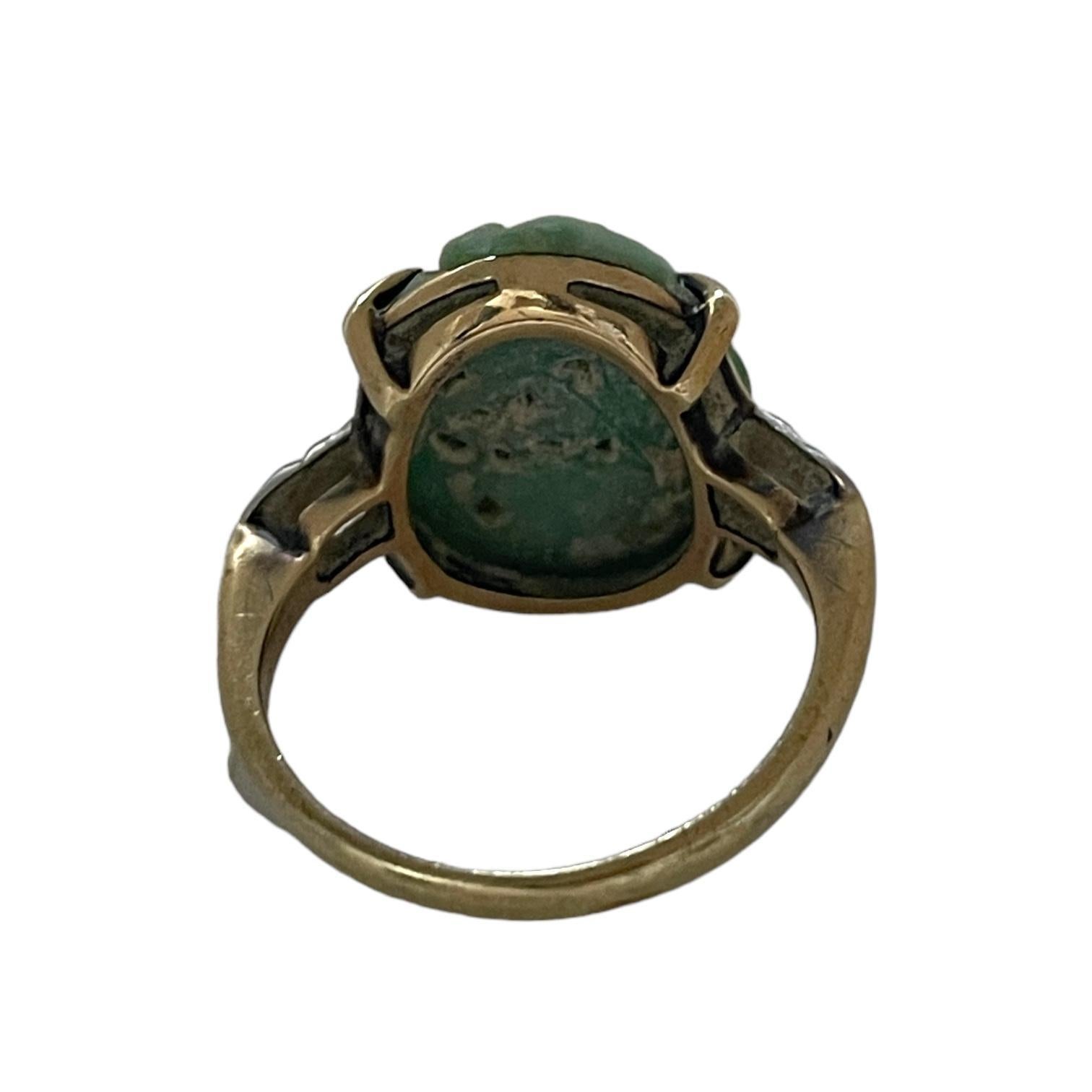 Beautiful 10K H. Rosenthal Carved Jade Ring In Excellent Condition For Sale In New York, NY