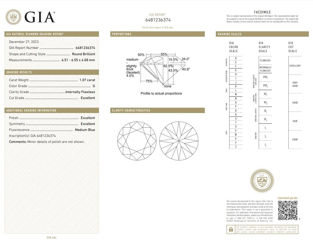 Women's Beautiful 1.27ct Triple Excellent Ideal Cut Diamond Halo Ring in 18k Yellow Gold For Sale