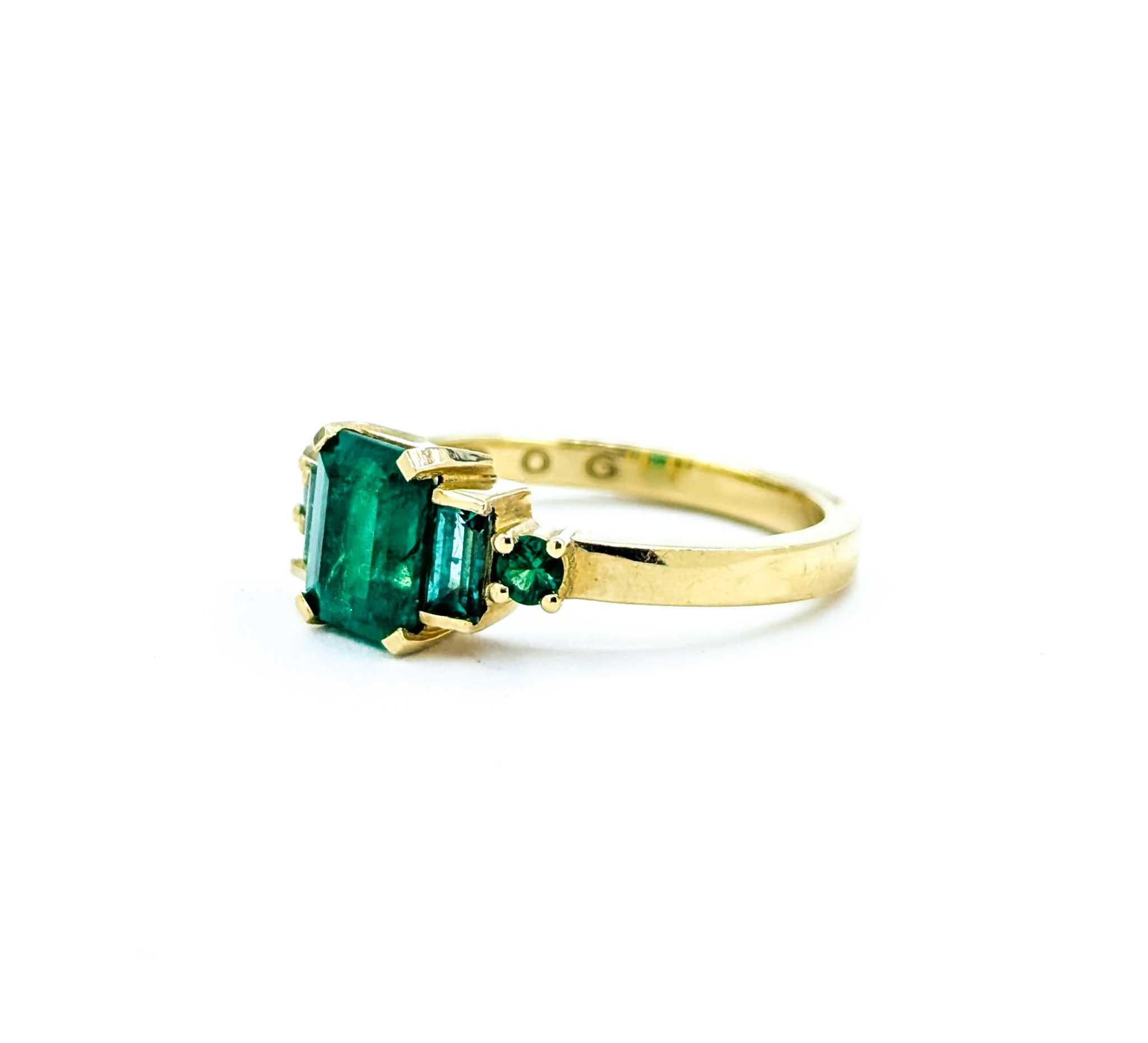 Schöner 1,35ctw Smaragd Ring in 14K Gold von SKYDOG im Angebot 5