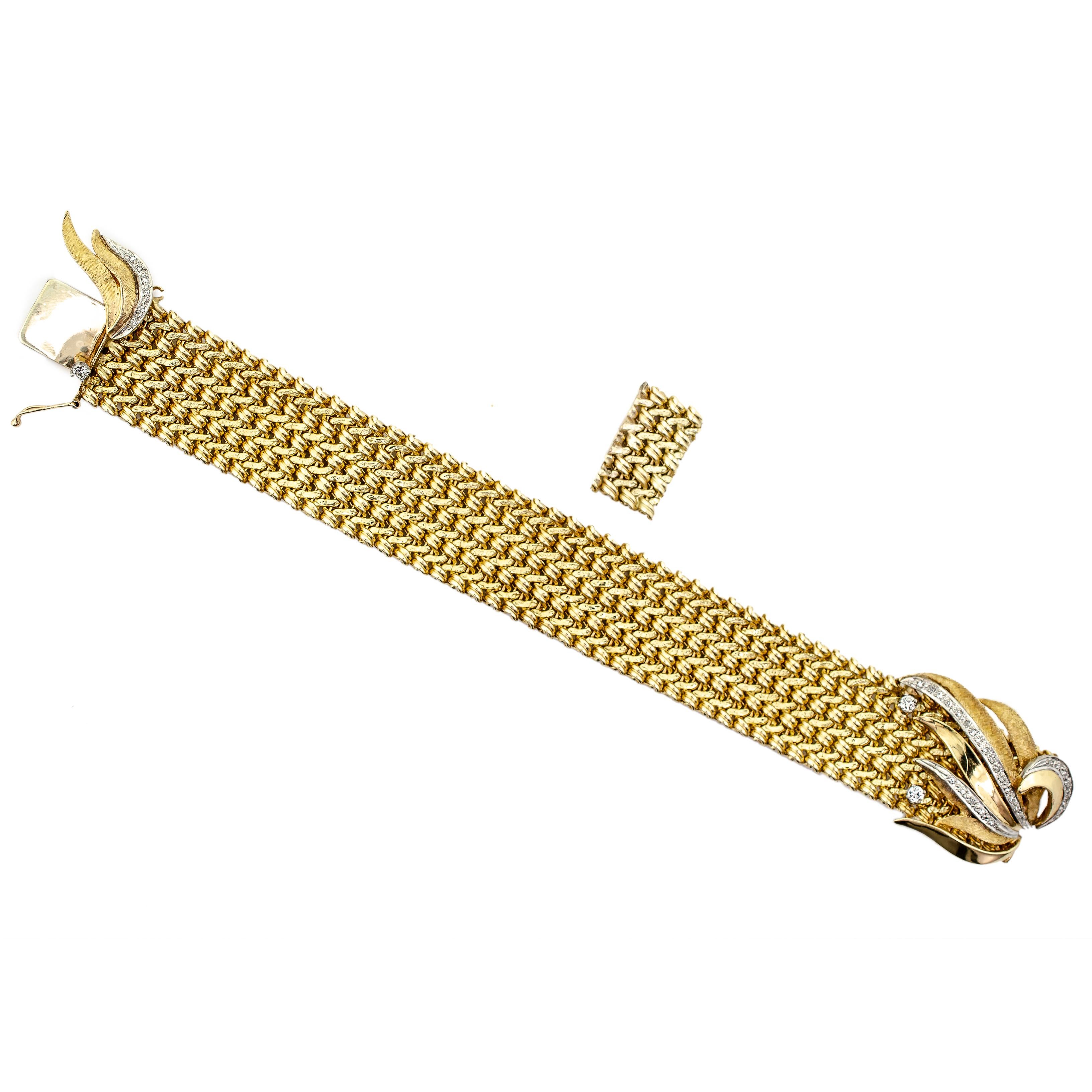 Women's Beautiful 14 Karat Gold and Diamond Spray Wide Flexible Bracelet, circa 1970 For Sale