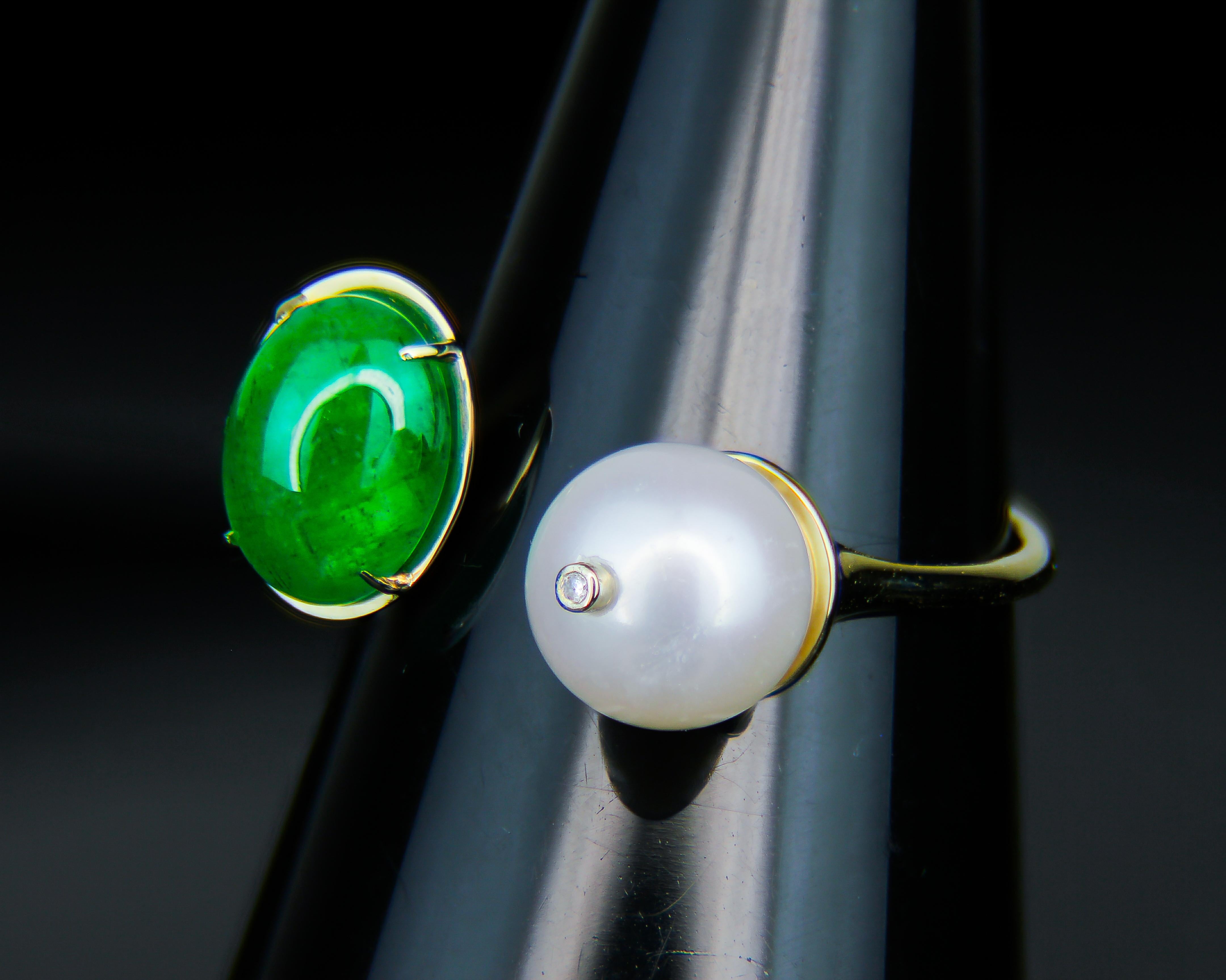 For Sale:  Emerald and Pearl 14k gold ring. Adjustable emerald ring 10