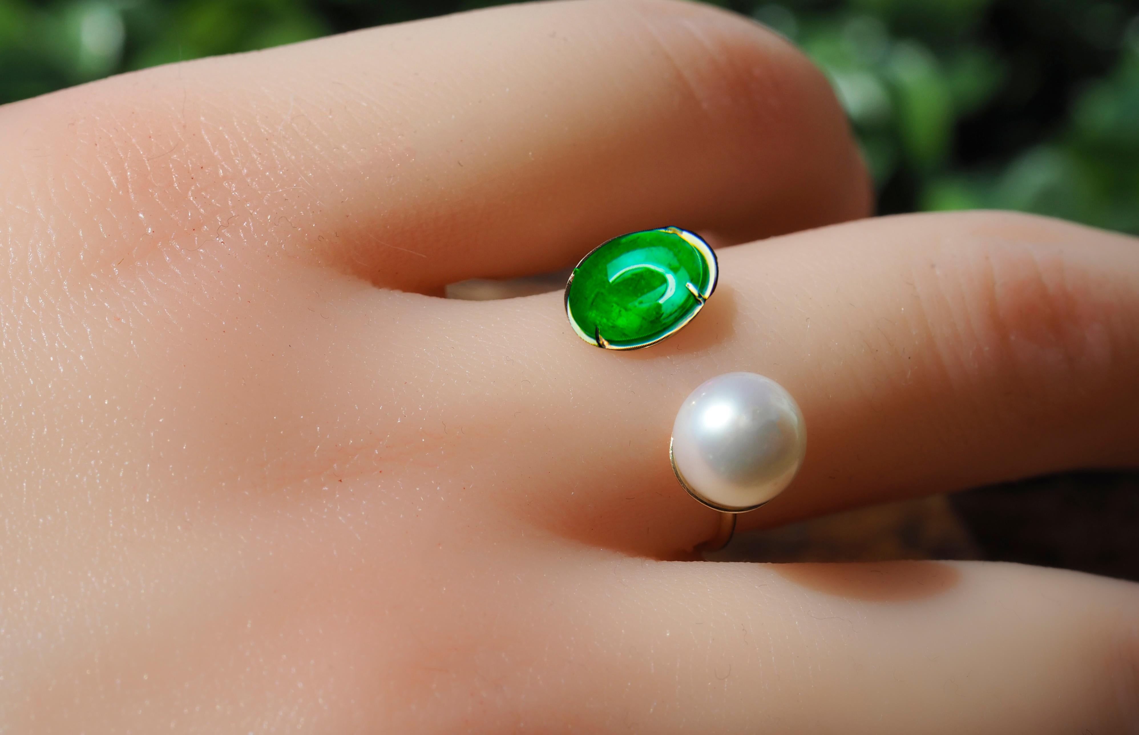 For Sale:  Emerald and Pearl 14k gold ring. Adjustable emerald ring 2