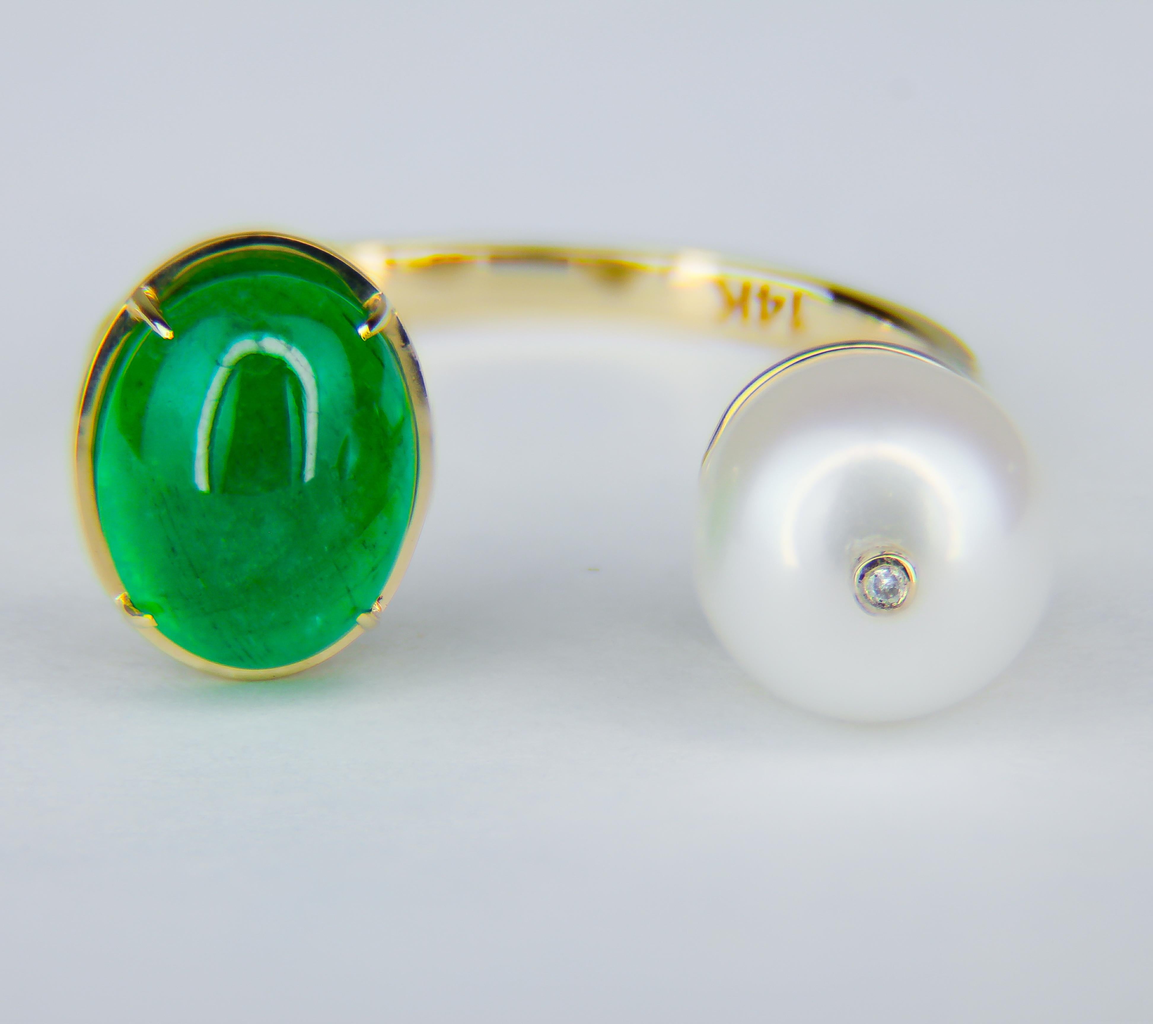 For Sale:  Emerald and Pearl 14k gold ring. Adjustable emerald ring 3