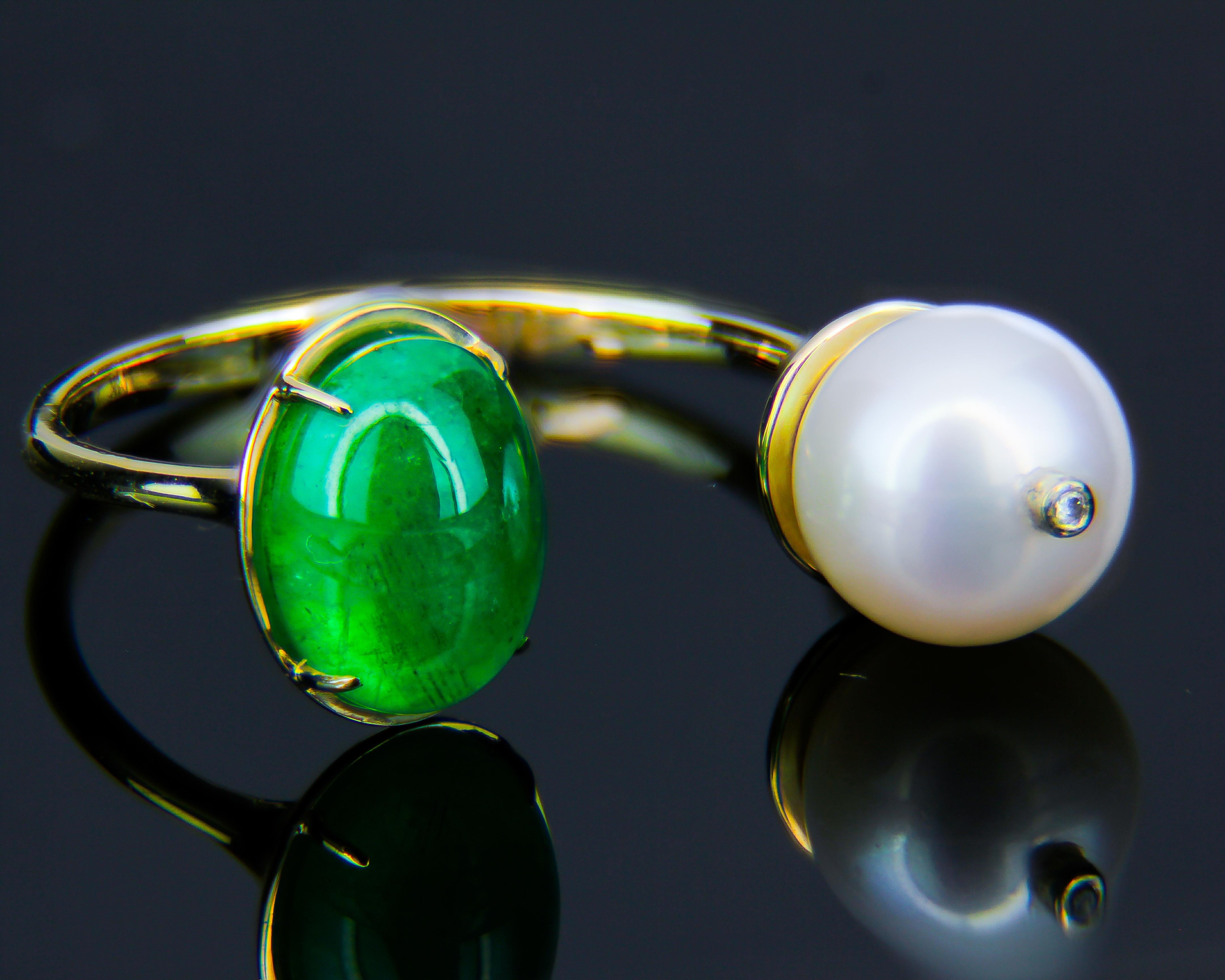For Sale:  Emerald and Pearl 14k gold ring. Adjustable emerald ring 7