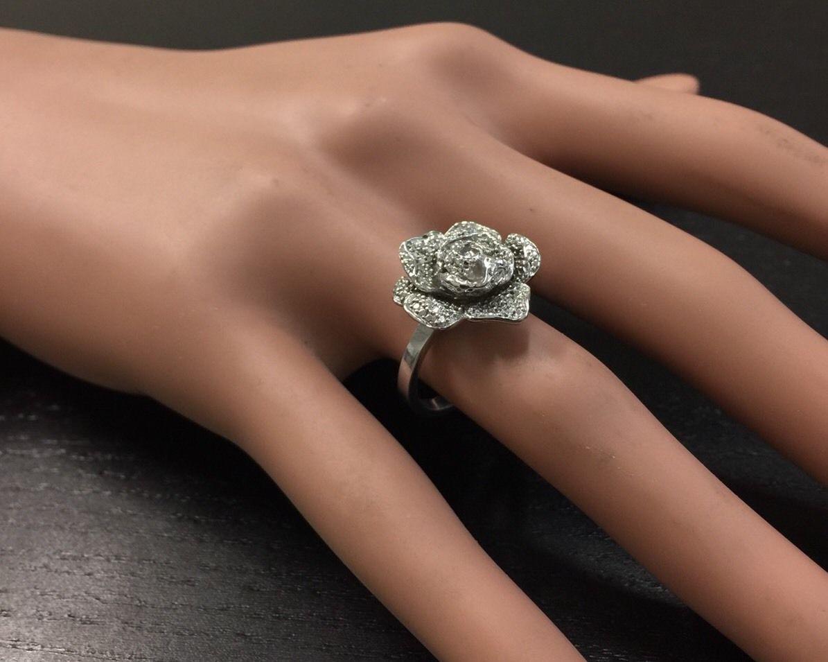 Beautiful 14K Solid White Gold Flower Ring For Sale 1