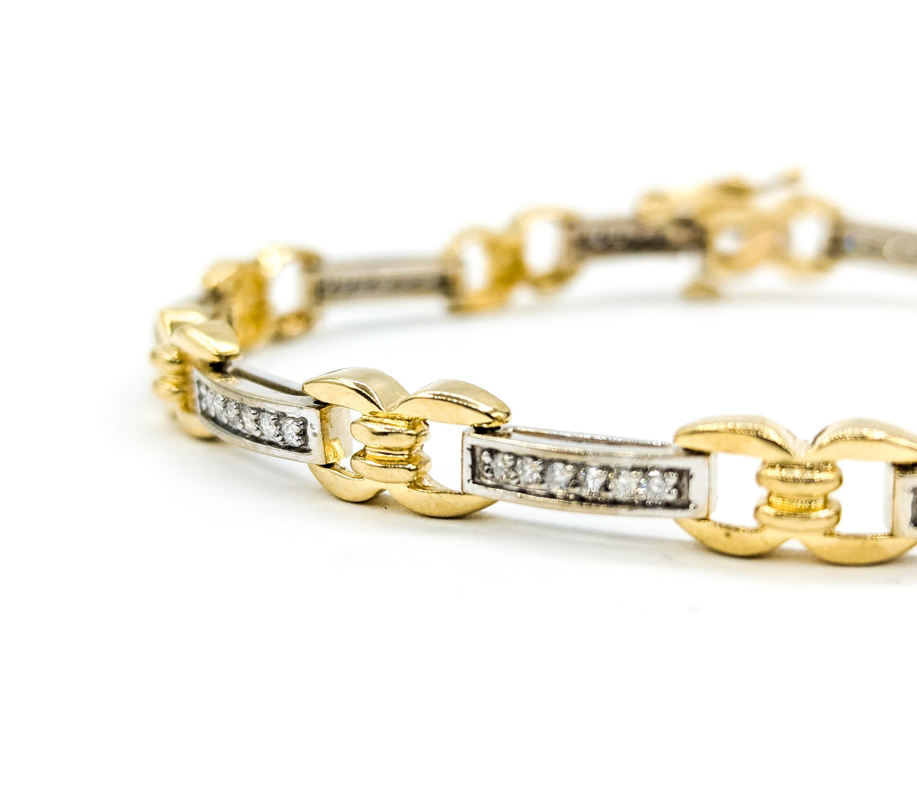Beautiful 14k Two-Tone Diamond Tennis Bracelet For Sale 5