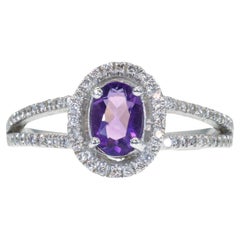 Beautiful 14K White Gold Ring with 0.88 ct Natural Amethyst and Diamonds, AIG