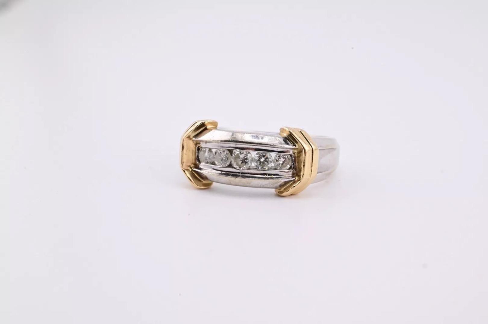Beautiful 14K White Gold Ring With Diamonds 8.53 Grams In Good Condition In Media, PA