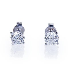 Bellissimi orecchini in oro bianco 14K con 1,60ct di diamanti naturali