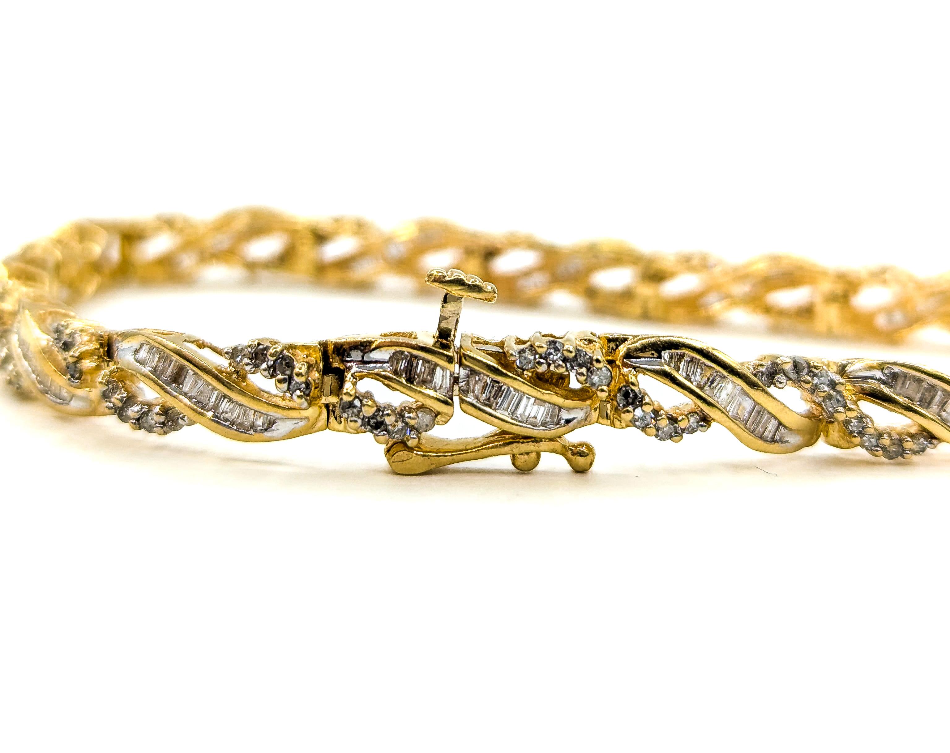 Magnifique bracelet en or jaune 14 carats avec diamants Excellent état - En vente à Bloomington, MN