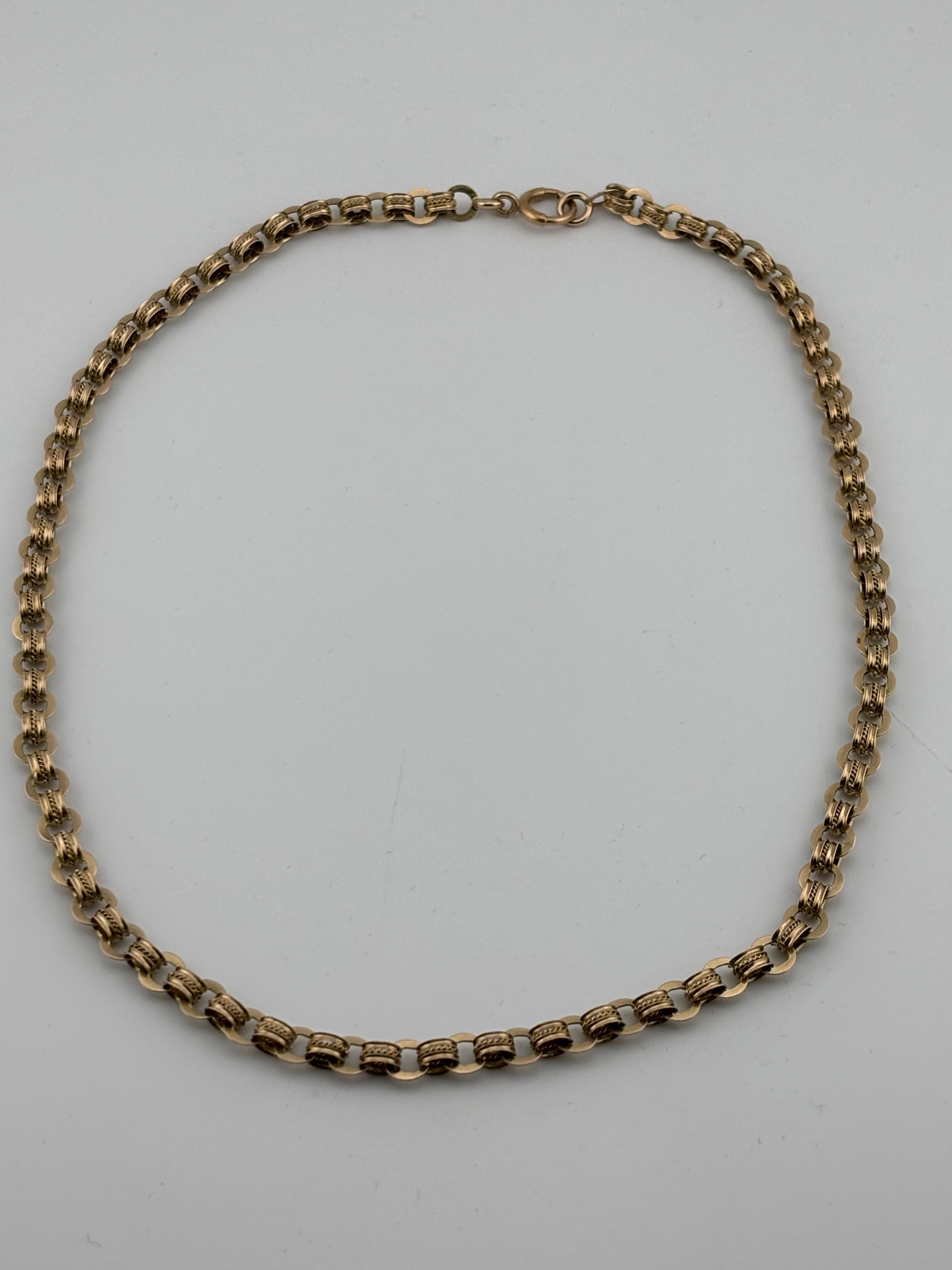 Magnifique chaîne à maillons ornée en or jaune 14 carats en vente 7