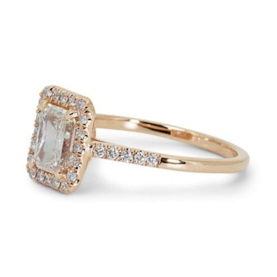 Women's Beautiful 1.5ct Radiant Cut Diamond Ring with Round Brilliant Side Stones For Sale