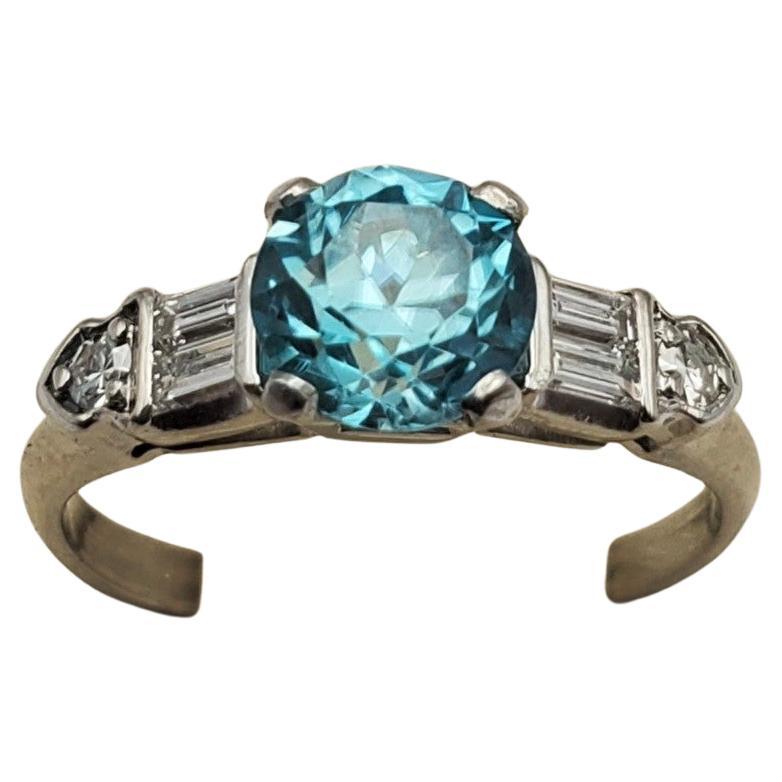 Beautiful 1.61ct Blue Zircon and Diamond Vintage Ring For Sale