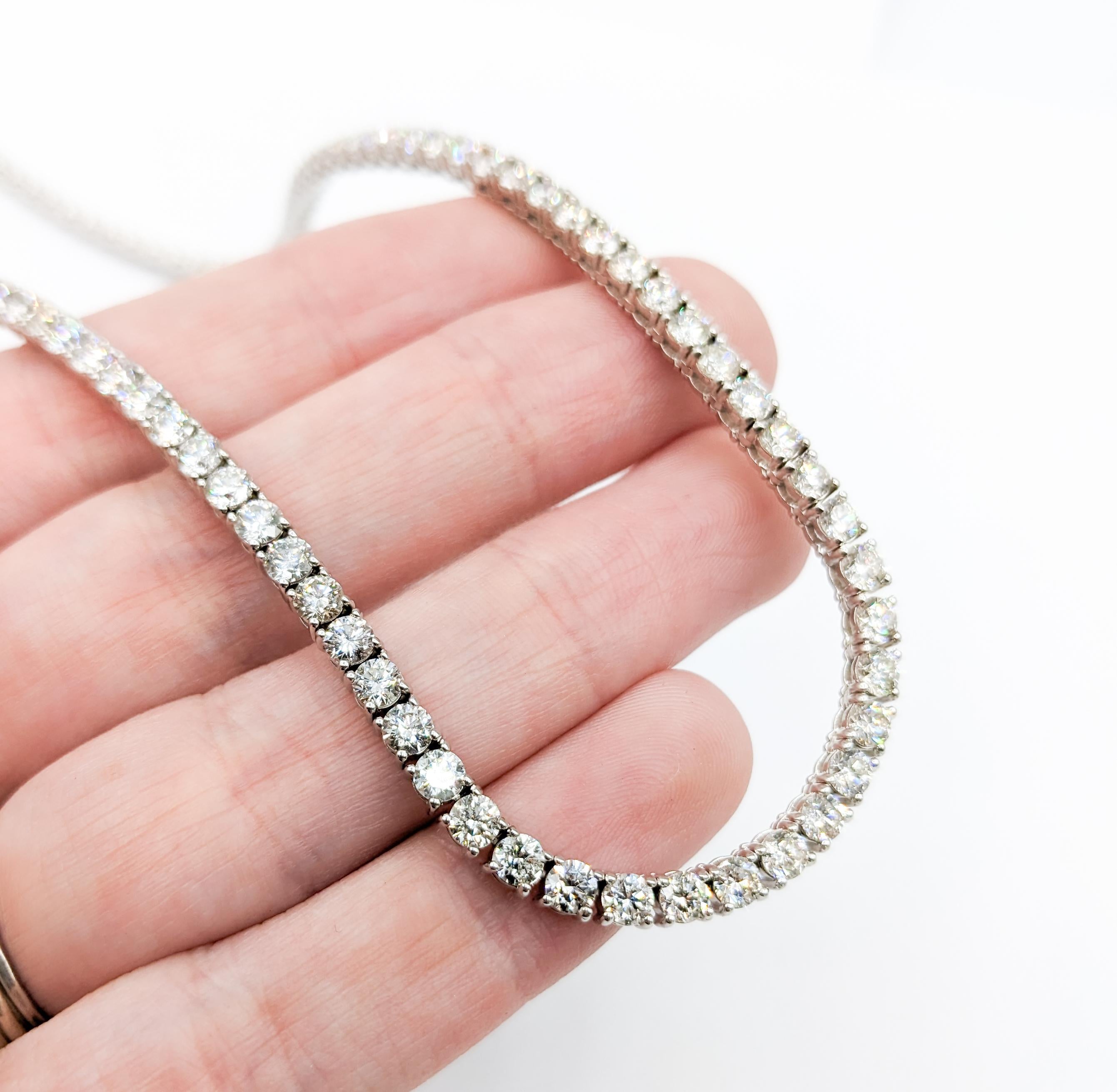Beautiful 16.88ctw Natural Diamond Tennis Necklace in 14Kt White Gold In New Condition In Bloomington, MN