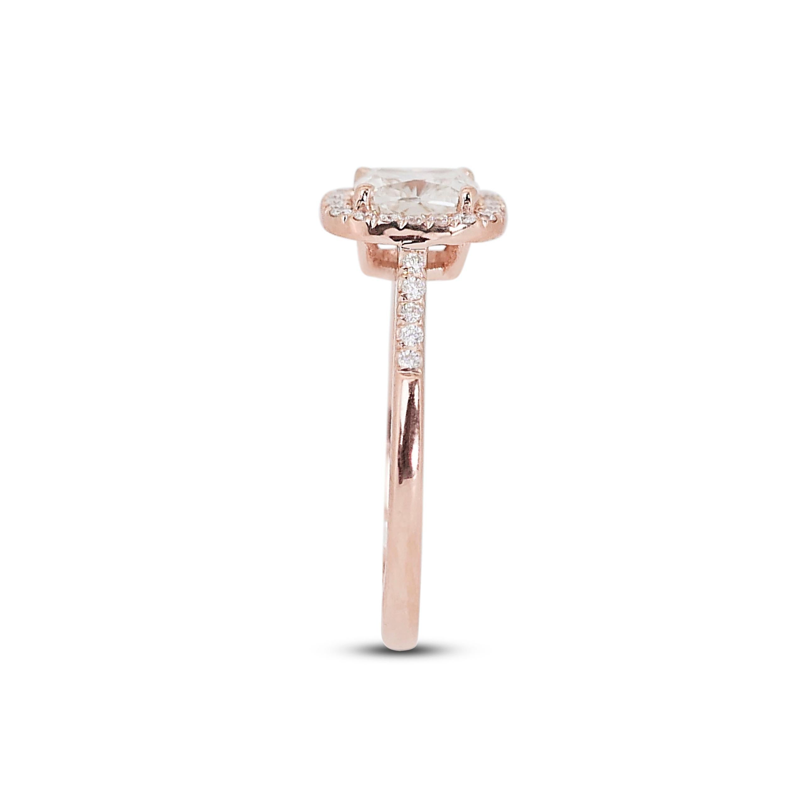 Beautiful 1.72ct Diamonds Halo Ring in 18k Rose Gold - GIA Certified In New Condition For Sale In רמת גן, IL