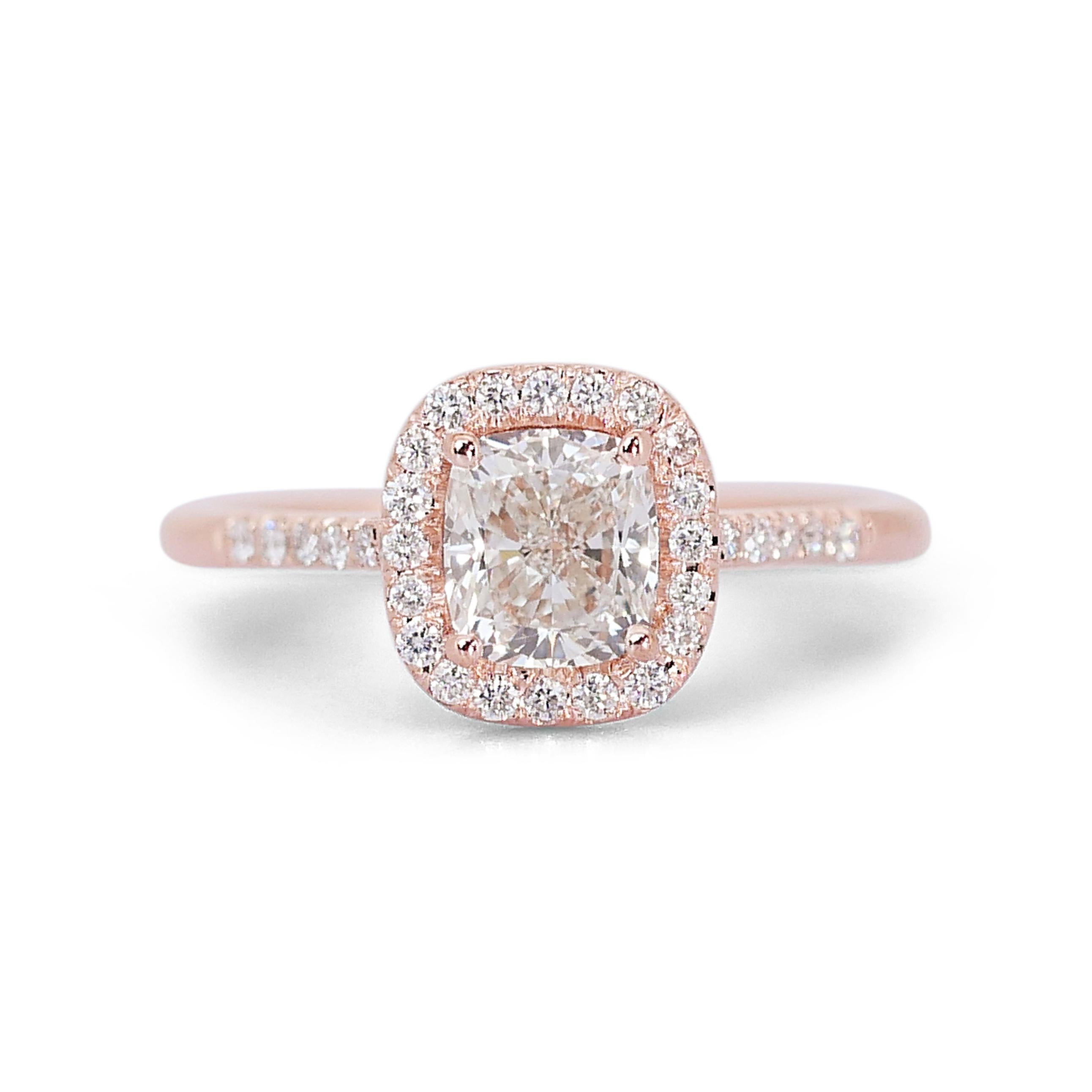 Beautiful 1.72ct Diamonds Halo Ring in 18k Rose Gold - GIA Certified For Sale 3