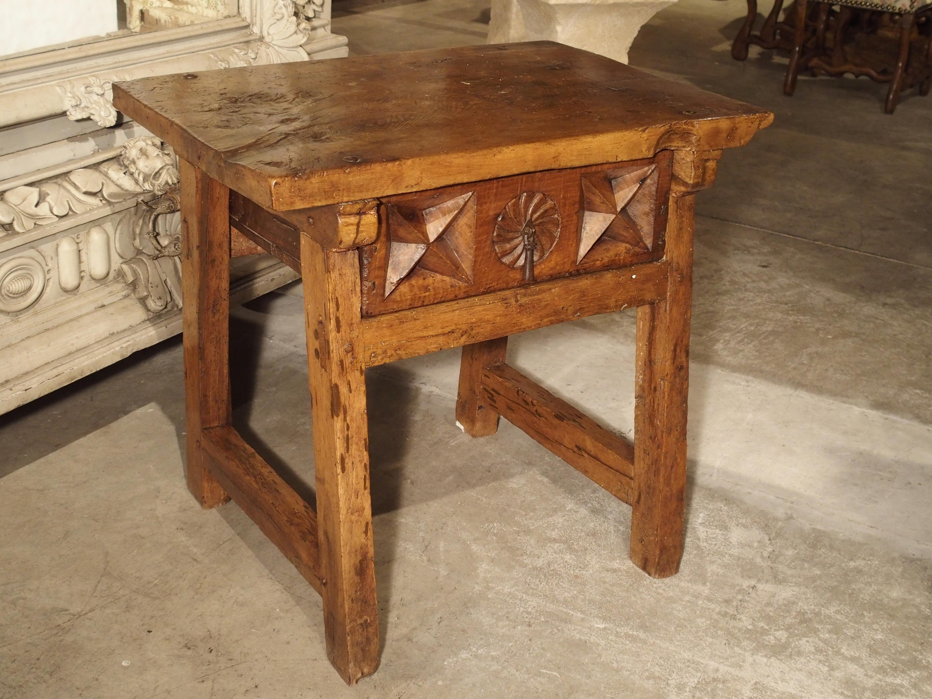 Beautiful 17th Century Walnut Side Table from Spain 6
