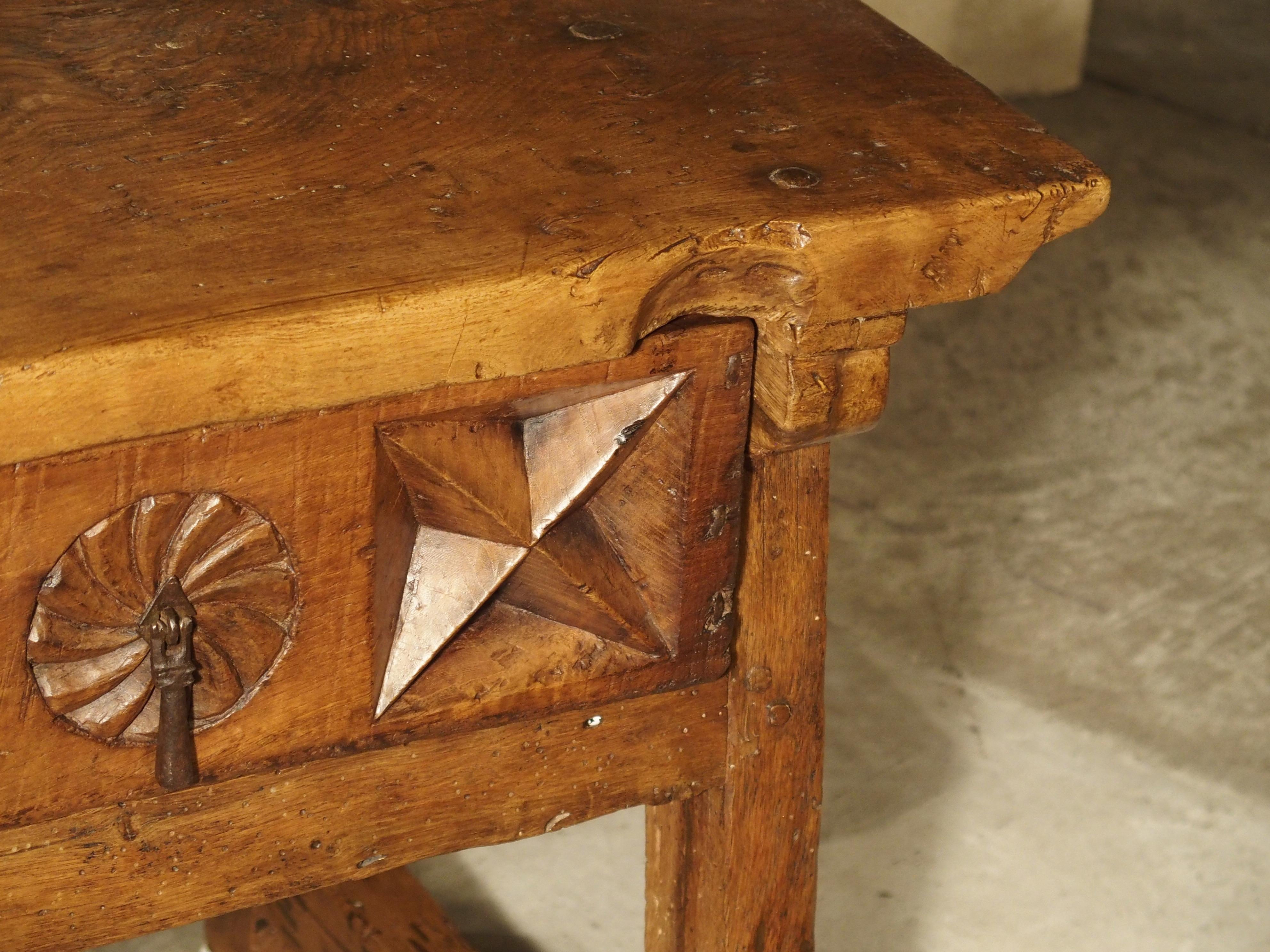 Beautiful 17th Century Walnut Side Table from Spain 2