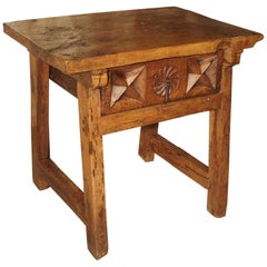 Antique Beautiful 17th Century Walnut Side Table from Spain