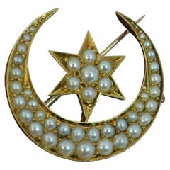 Beautiful 18 Carat Gold and Seed Pearl Crescent and Star Brooch