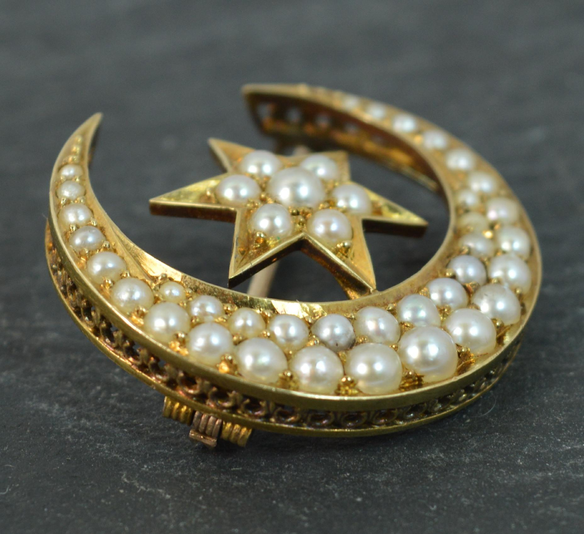 Beautiful 18 Carat Gold and Seed Pearl Crescent and Star Brooch 3