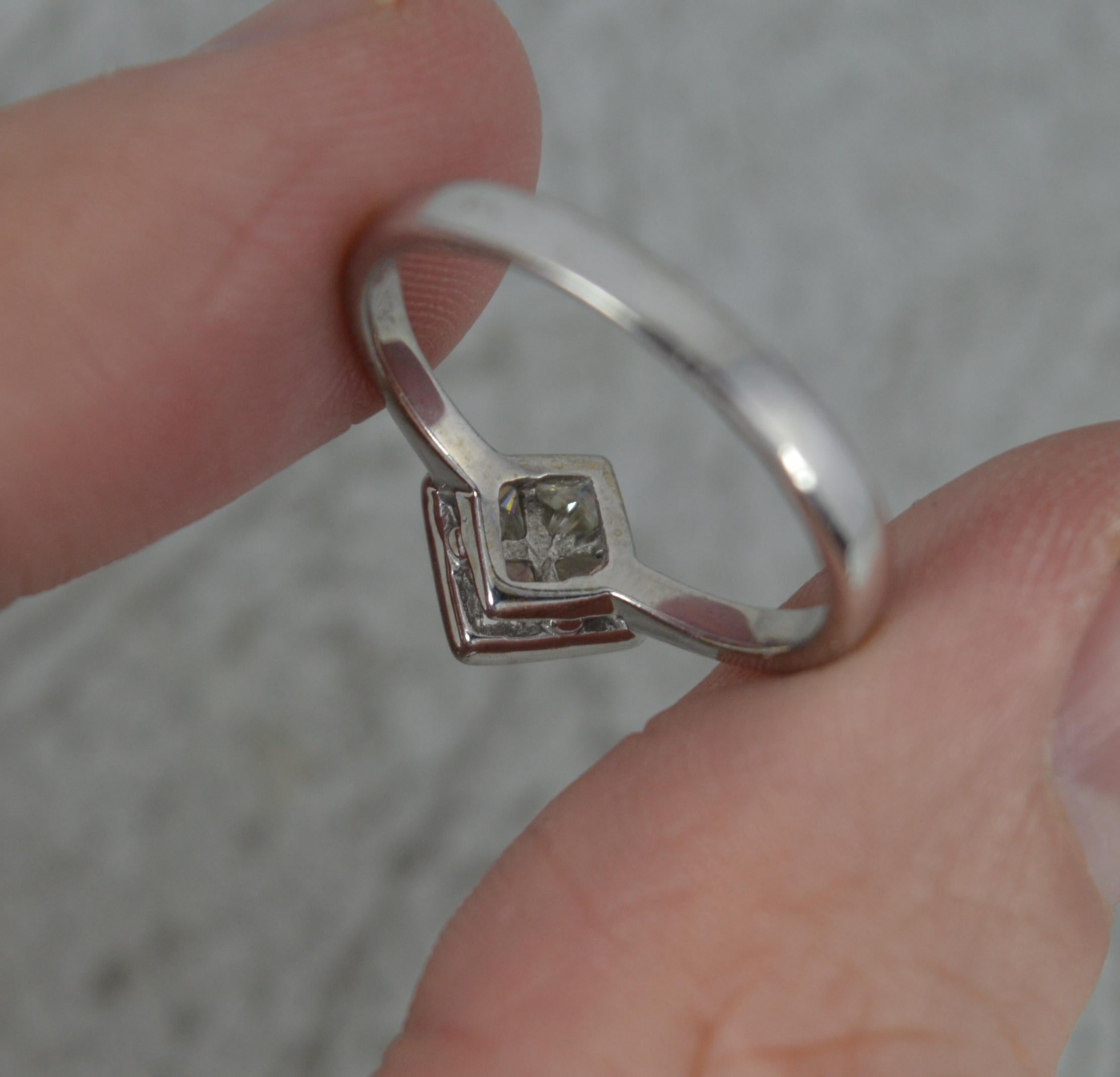 Beautiful 18 Carat White Gold 0.5ct Diamond Quatrefoil Cluster Ring For Sale 3