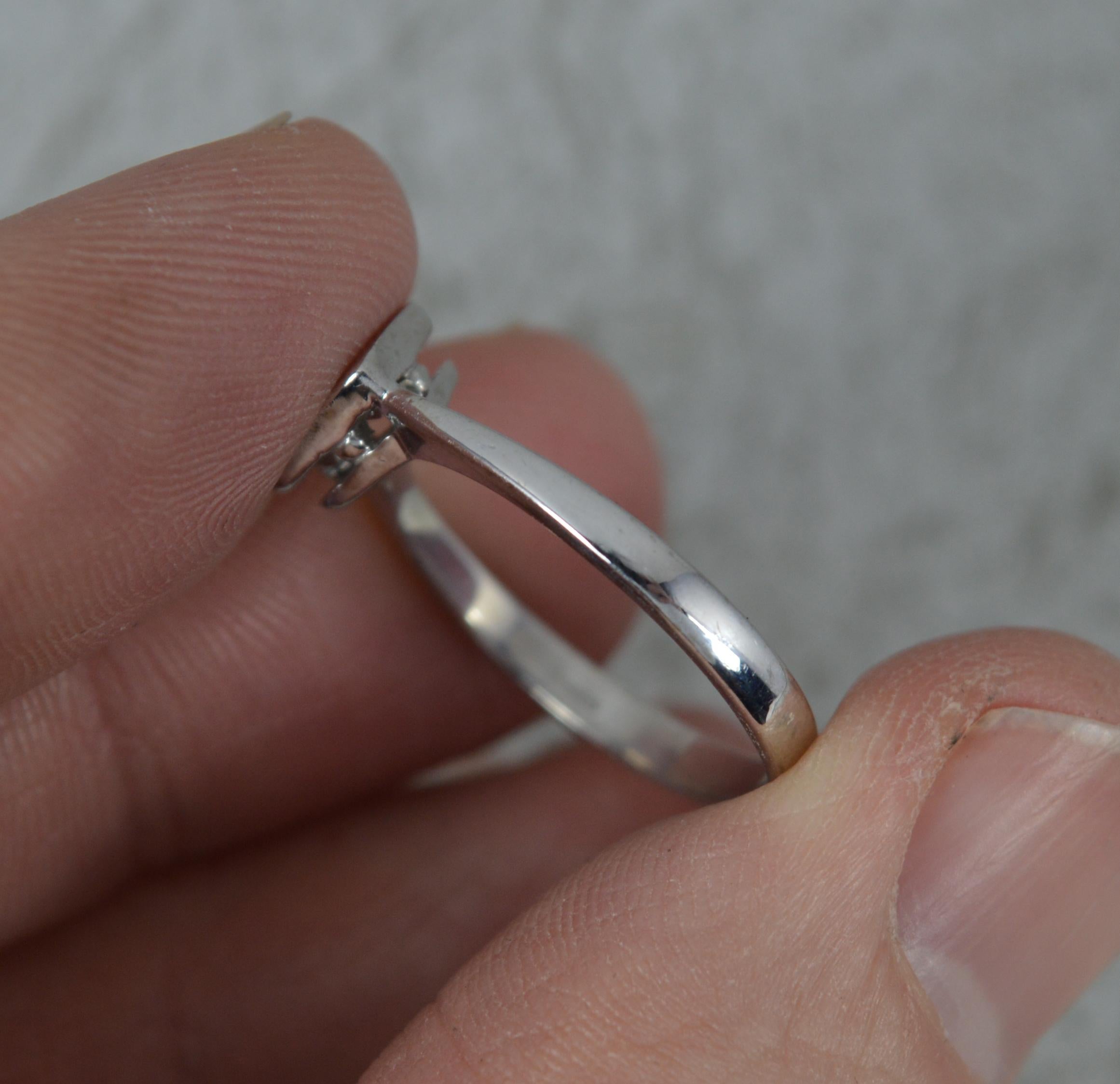 Beautiful 18 Carat White Gold 0.5ct Diamond Quatrefoil Cluster Ring For Sale 1