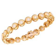 Bellissimo esemplare da 18 kt. Bracciale Tennis in oro giallo con 5.75 ct. Diamanti naturali
