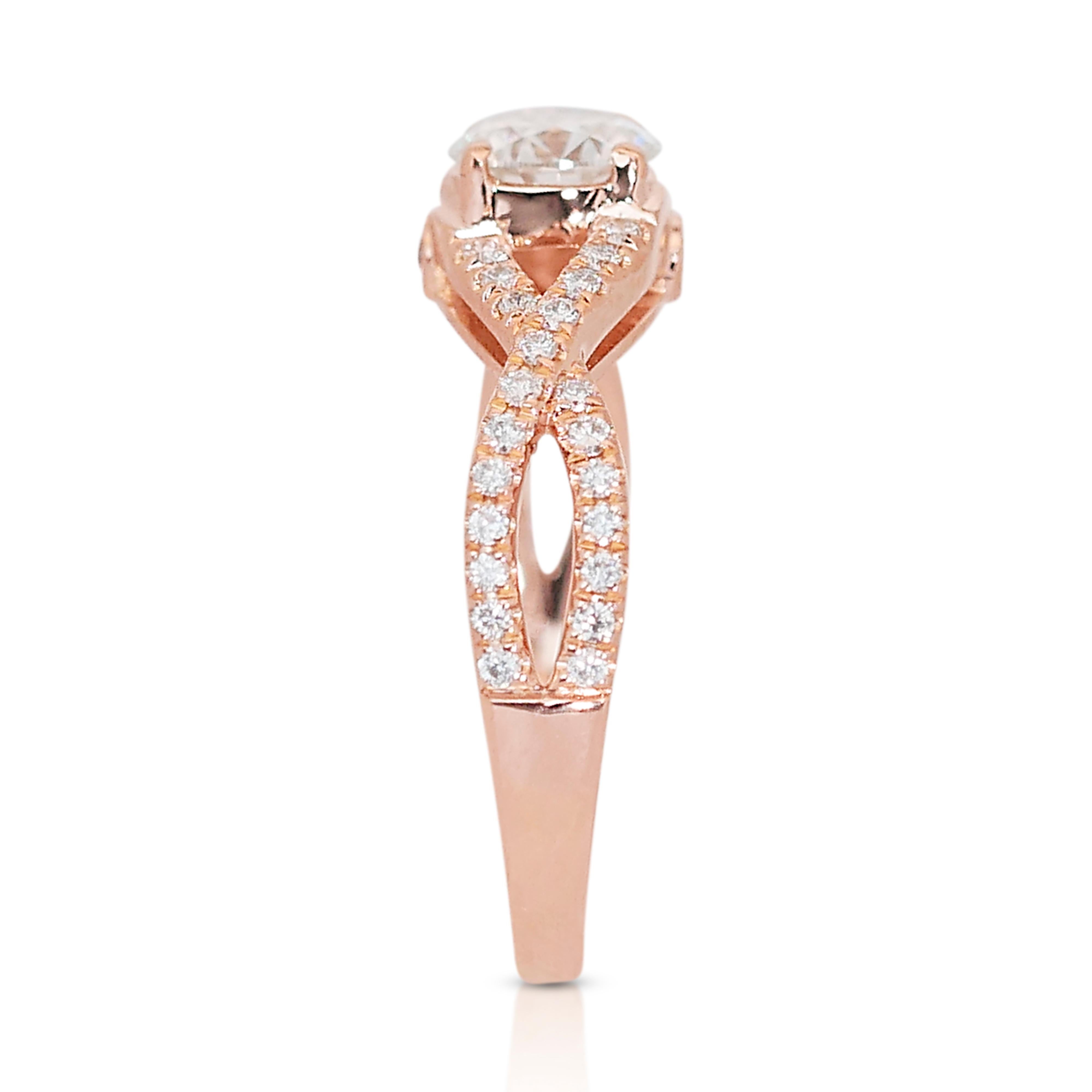 Beautiful 18K Rose Gold Infinity Natural Diamond Ring w/0.91ct - GIA Certified For Sale 1