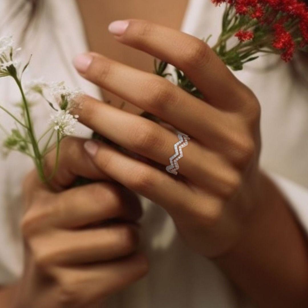 Beautiful 18k White and Rose Gold Eternity Diamond Ring with .25 Natural Diamond In Excellent Condition For Sale In רמת גן, IL