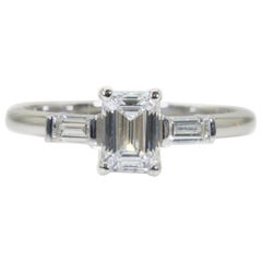 Magnifique bague à 3 pierres en or blanc 18 carats avec diamants naturels de 0,70 carat, certifiés GIA